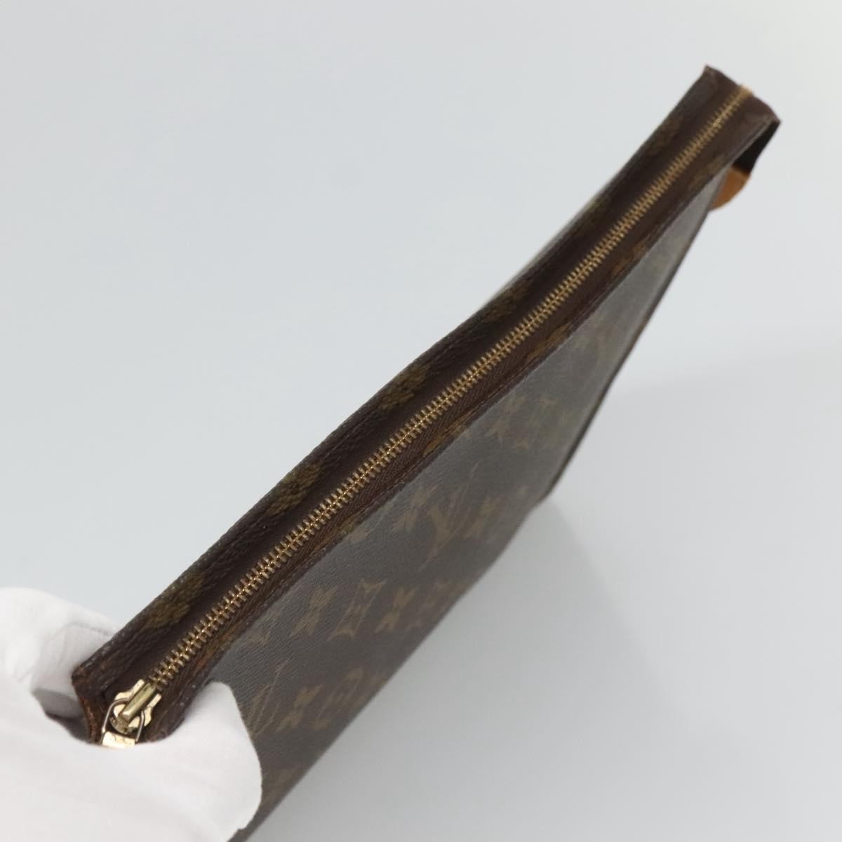 Louis Vuitton Poche Toilette 26 – Monogram Canvas