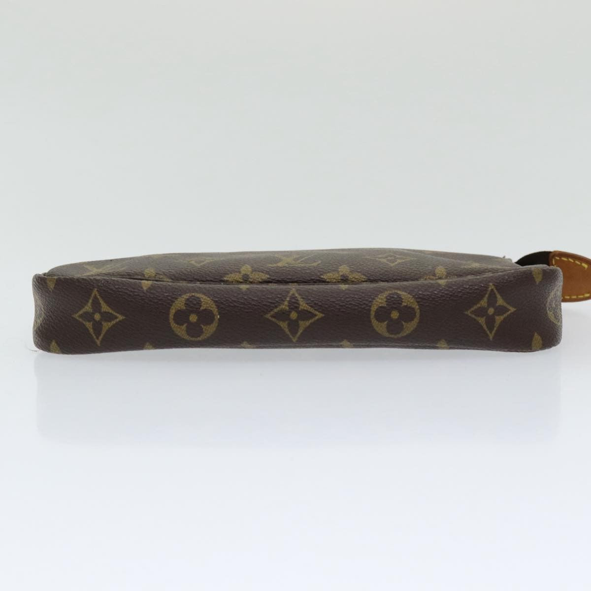 Louis Vuitton Pochette veske i Monogram Canvas mønster