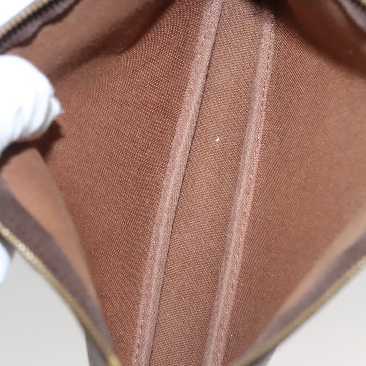Louis Vuitton Pochette veske i Monogram Canvas mønster