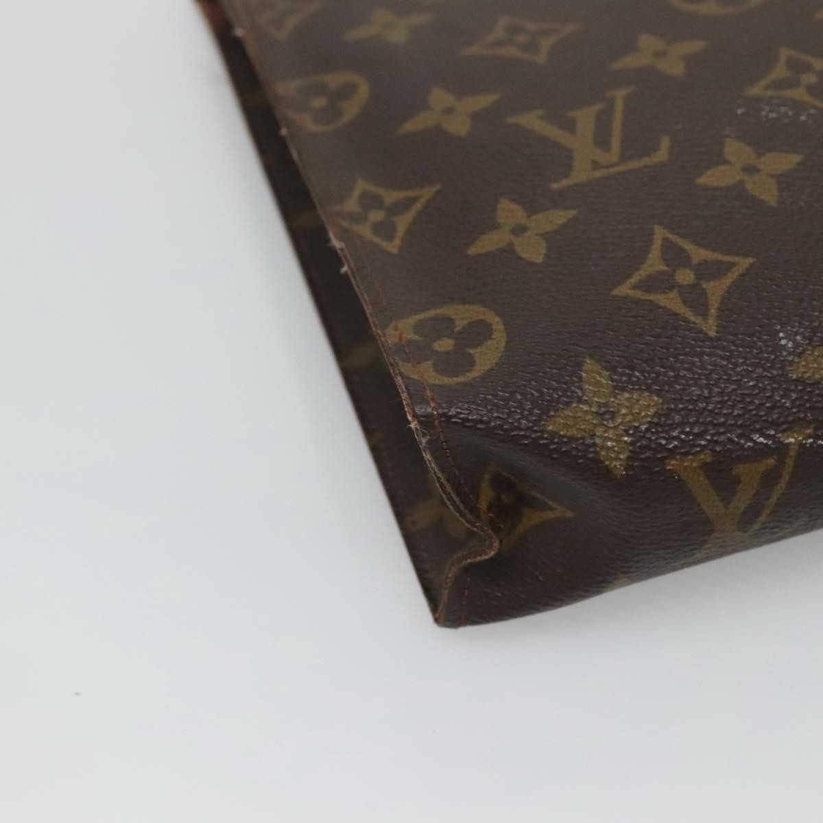 Louis Vuitton Poche Toilette 26 – Monogram Canvas