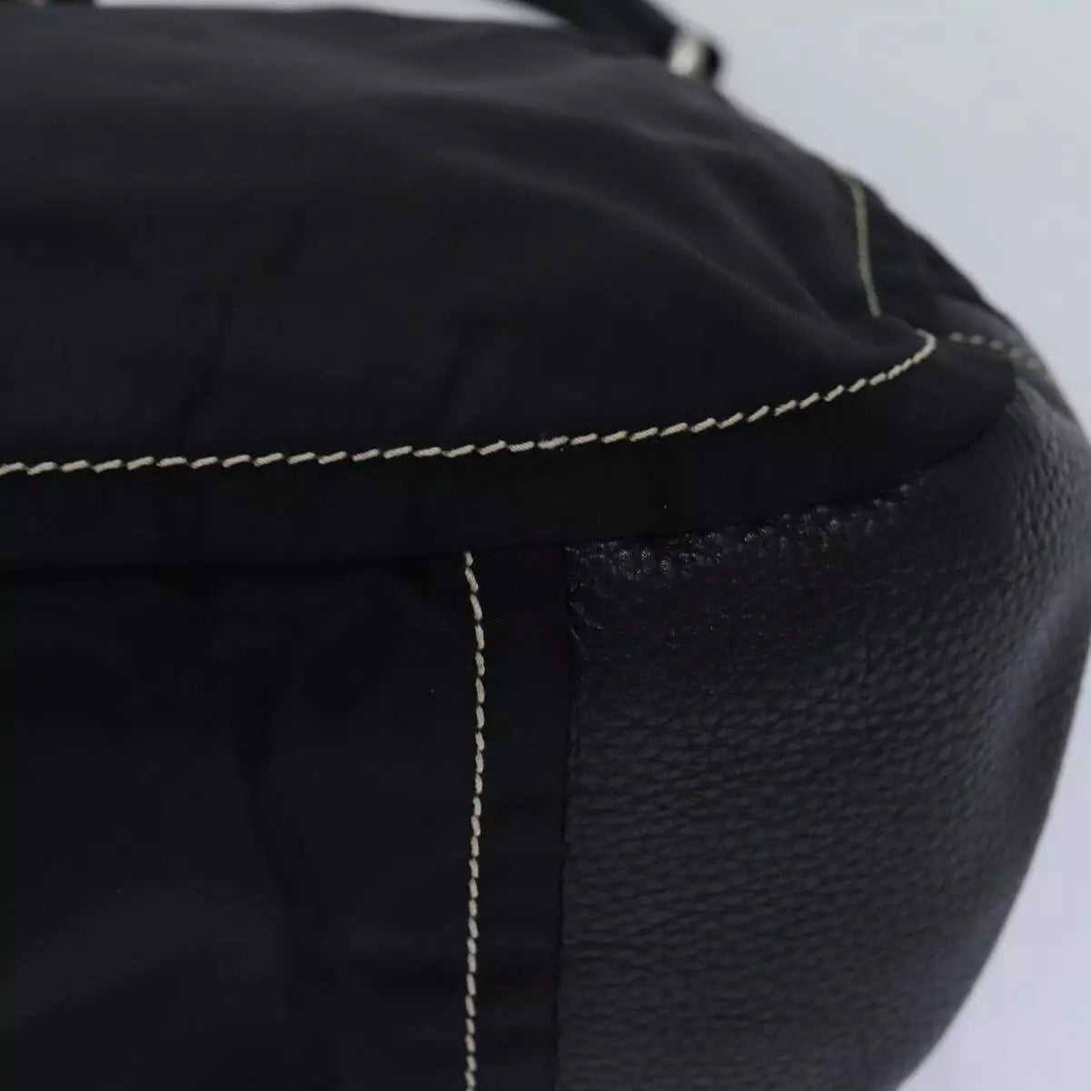 VINTAGE PRADA TESSUTO VITELLO DAINO SHOULDER BAG