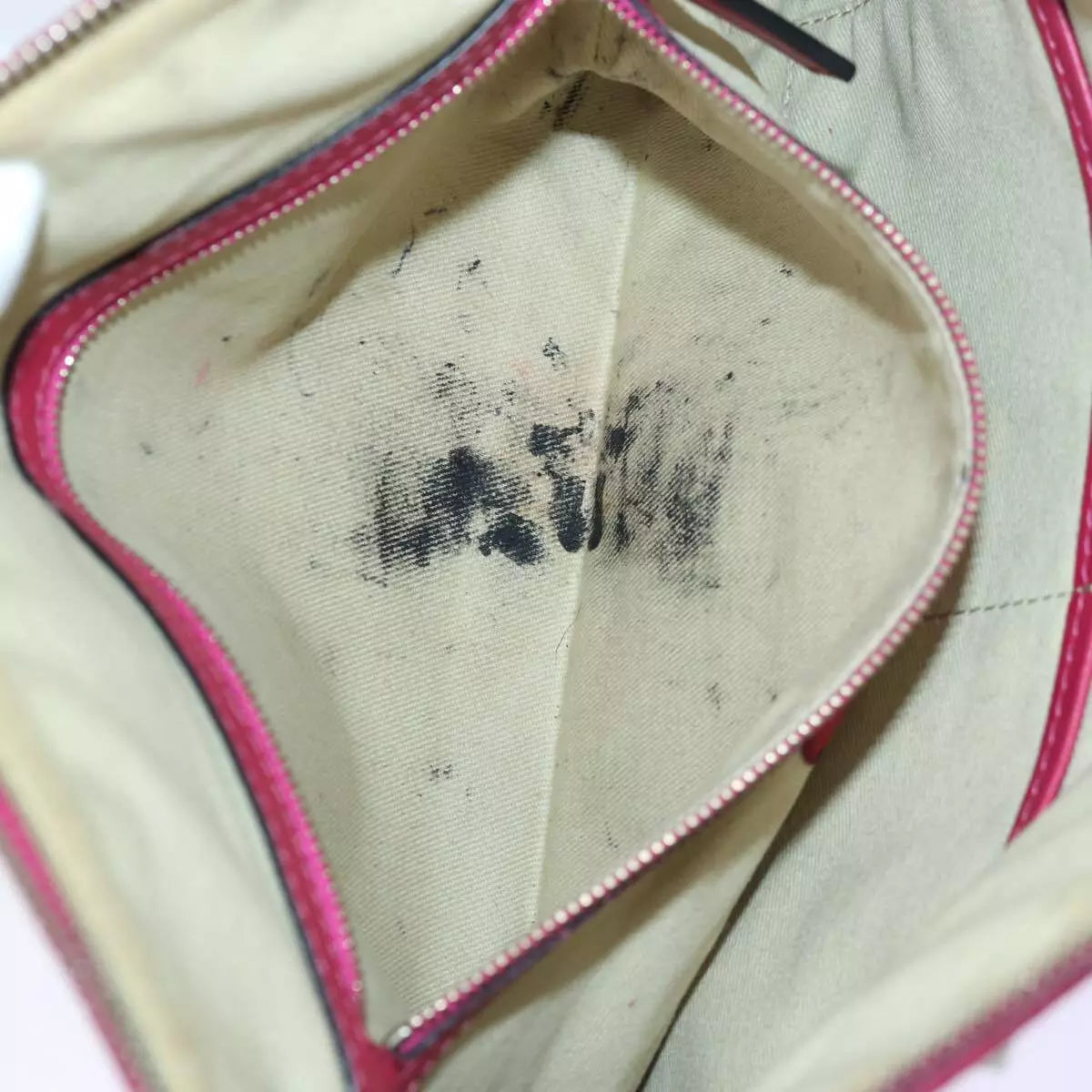 VINTAGE VALENTINO ROCKSTUND CLUTCH