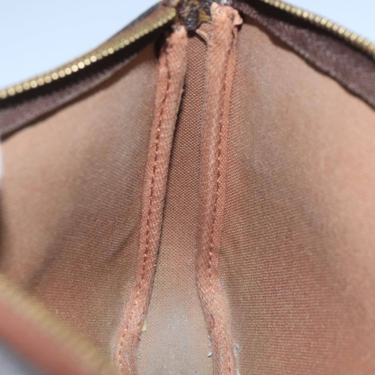 Louis Vuitton Pochette veske i Monogram Canvas mønster