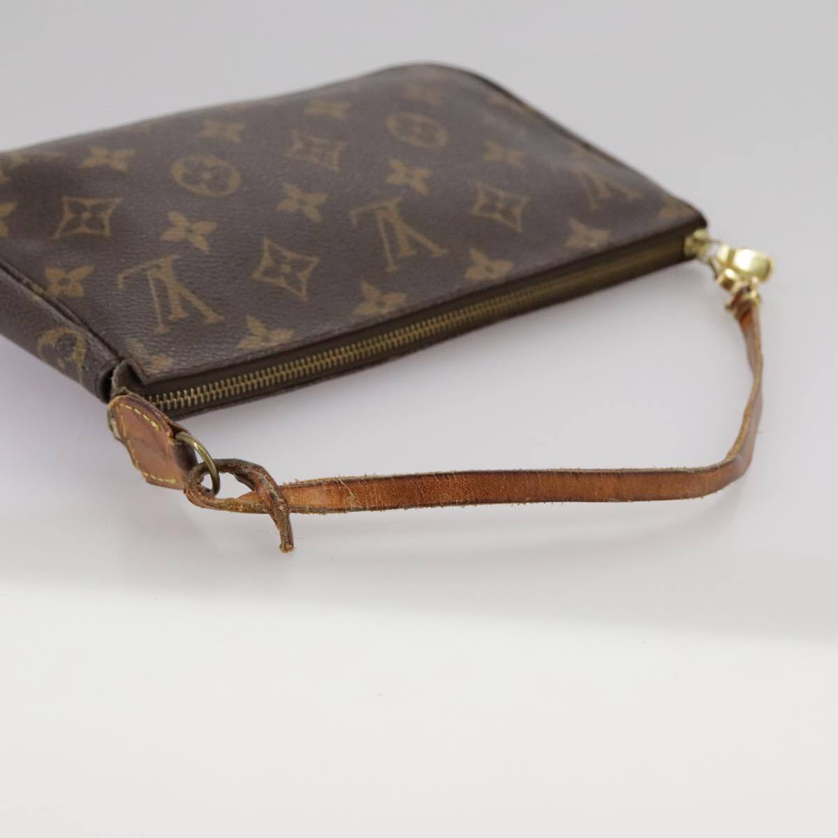 Louis Vuitton Pochette Accessoires – Monogram Canvas