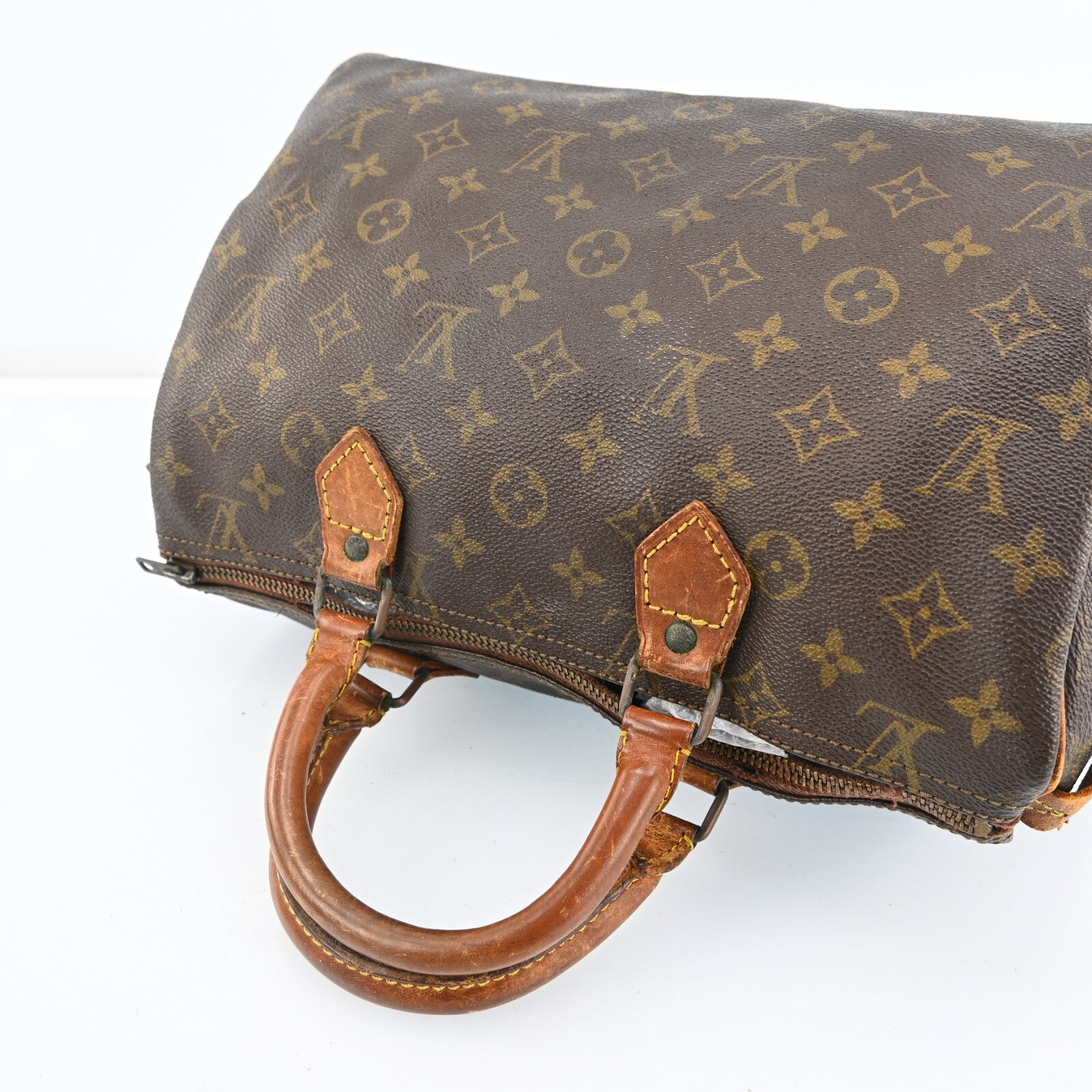 Louis Vuitton Speedy