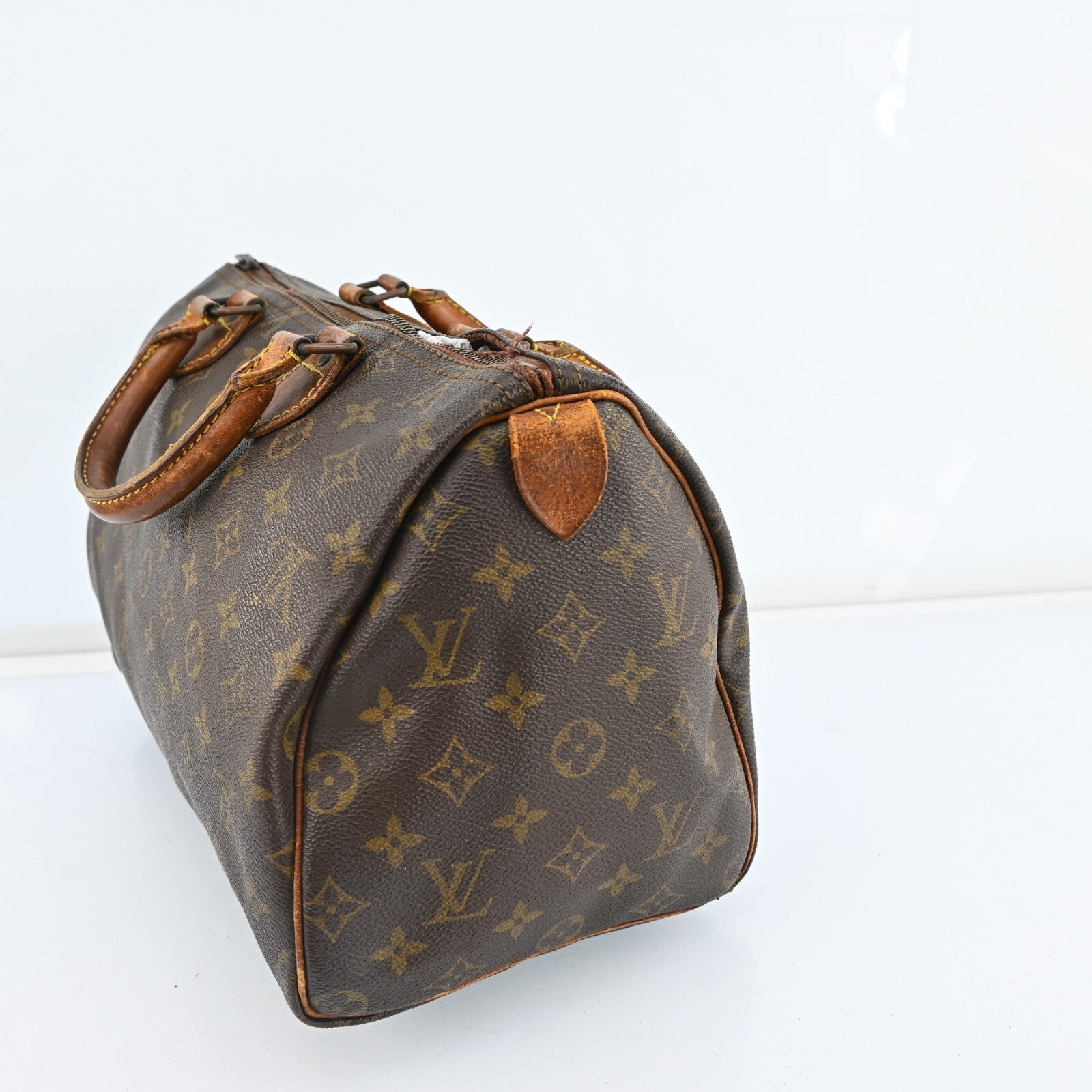 Louis Vuitton Speedy