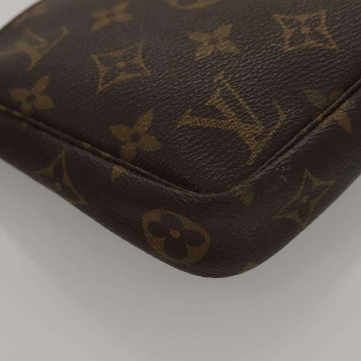 Louis Vuitton Pochette veske i Monogram Canvas mønster