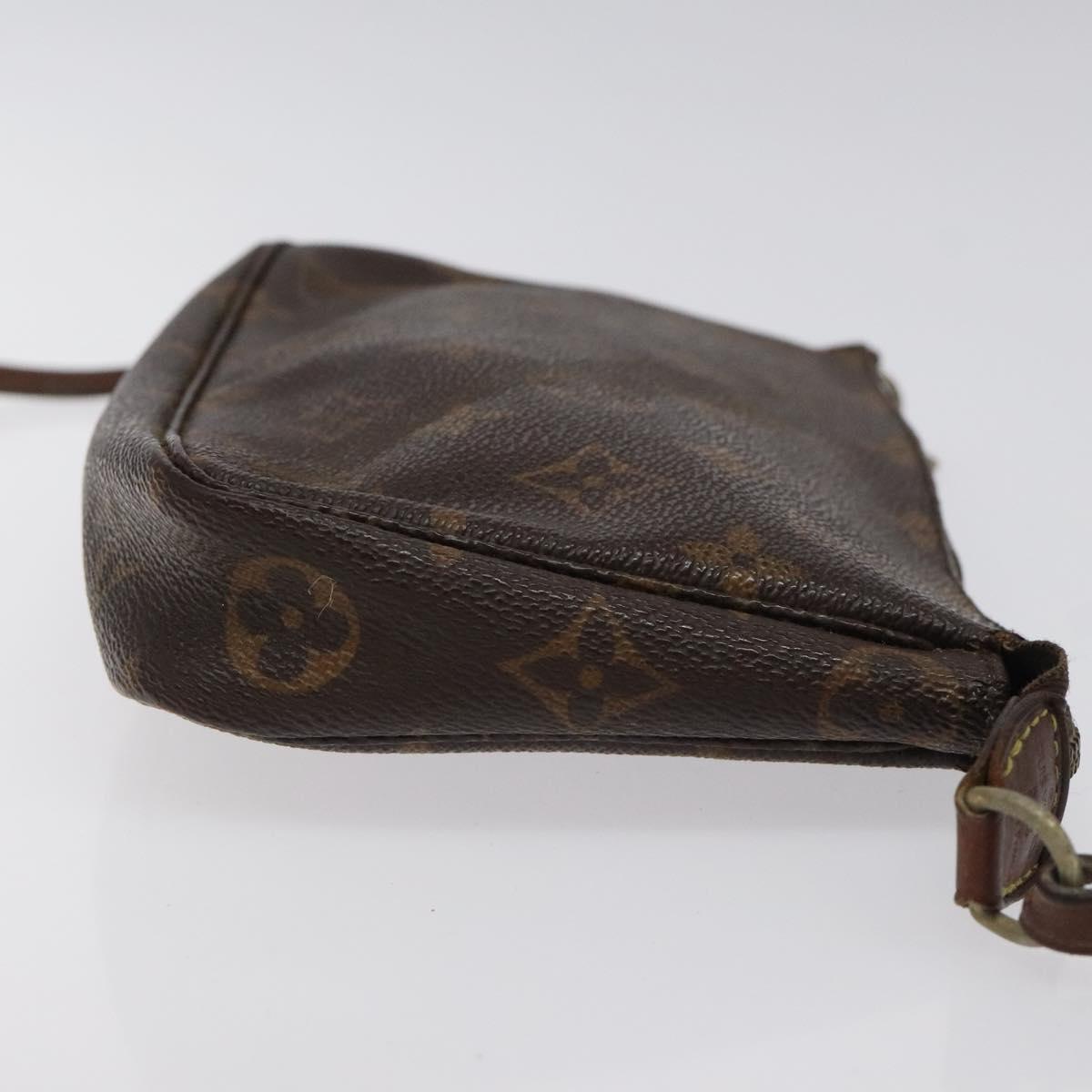 Louis Vuitton Pochette veske i Monogram Canvas mønster