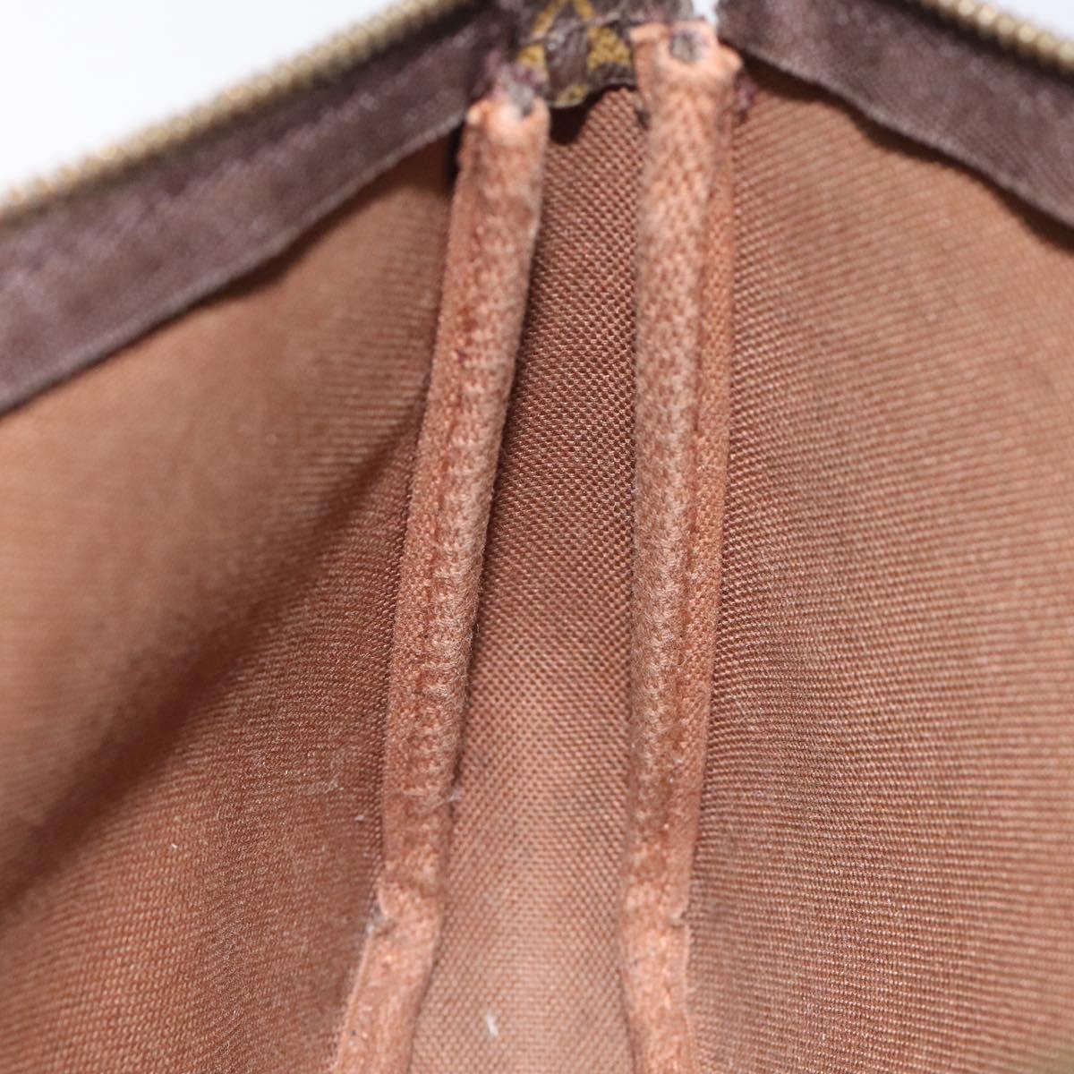 Louis Vuitton Pochette veske i Monogram Canvas mønster