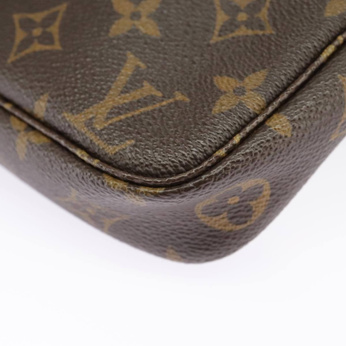 Louis Vuitton Pochette veske i Monogram Canvas mønster