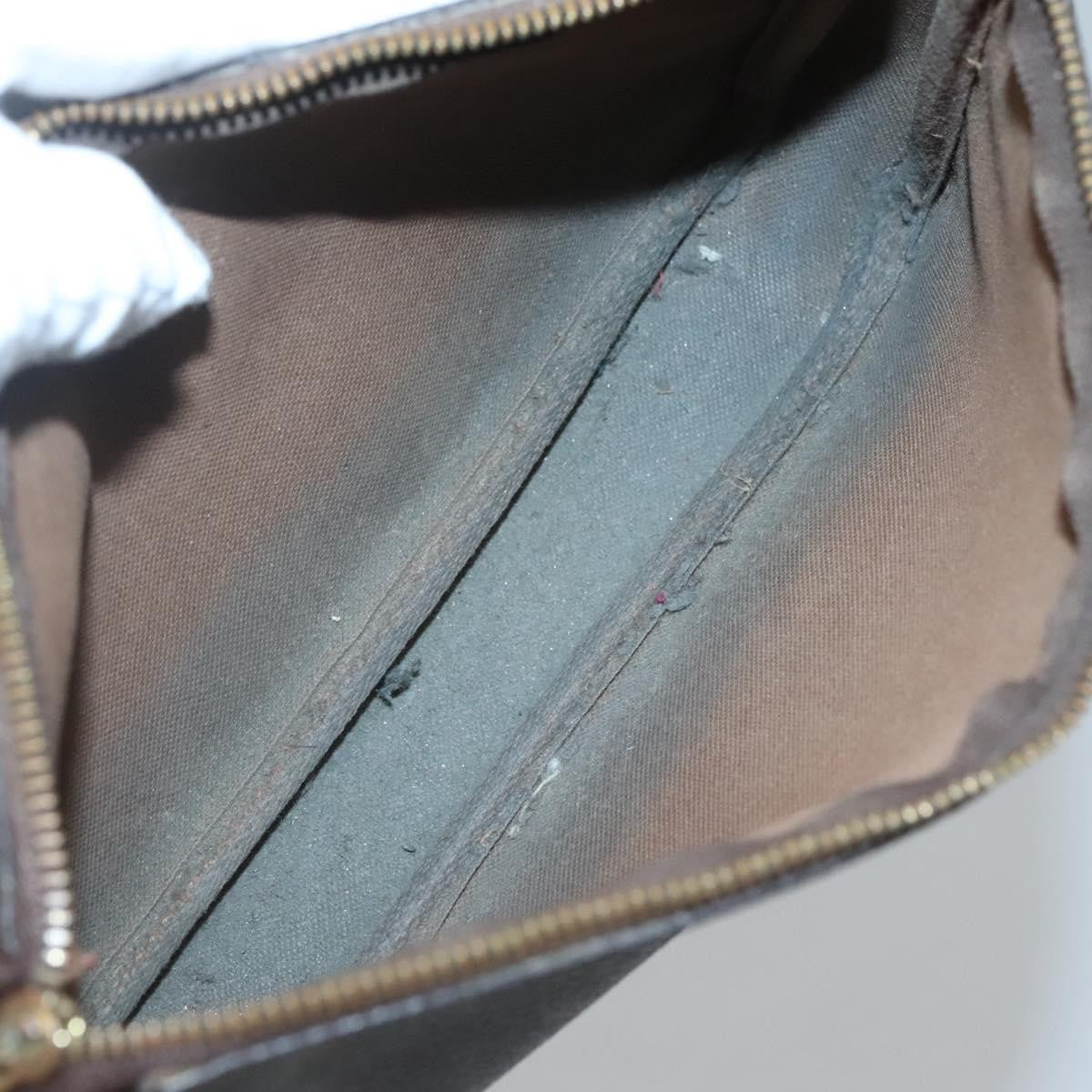 Louis Vuitton Pochette veske i Monogram Canvas mønster