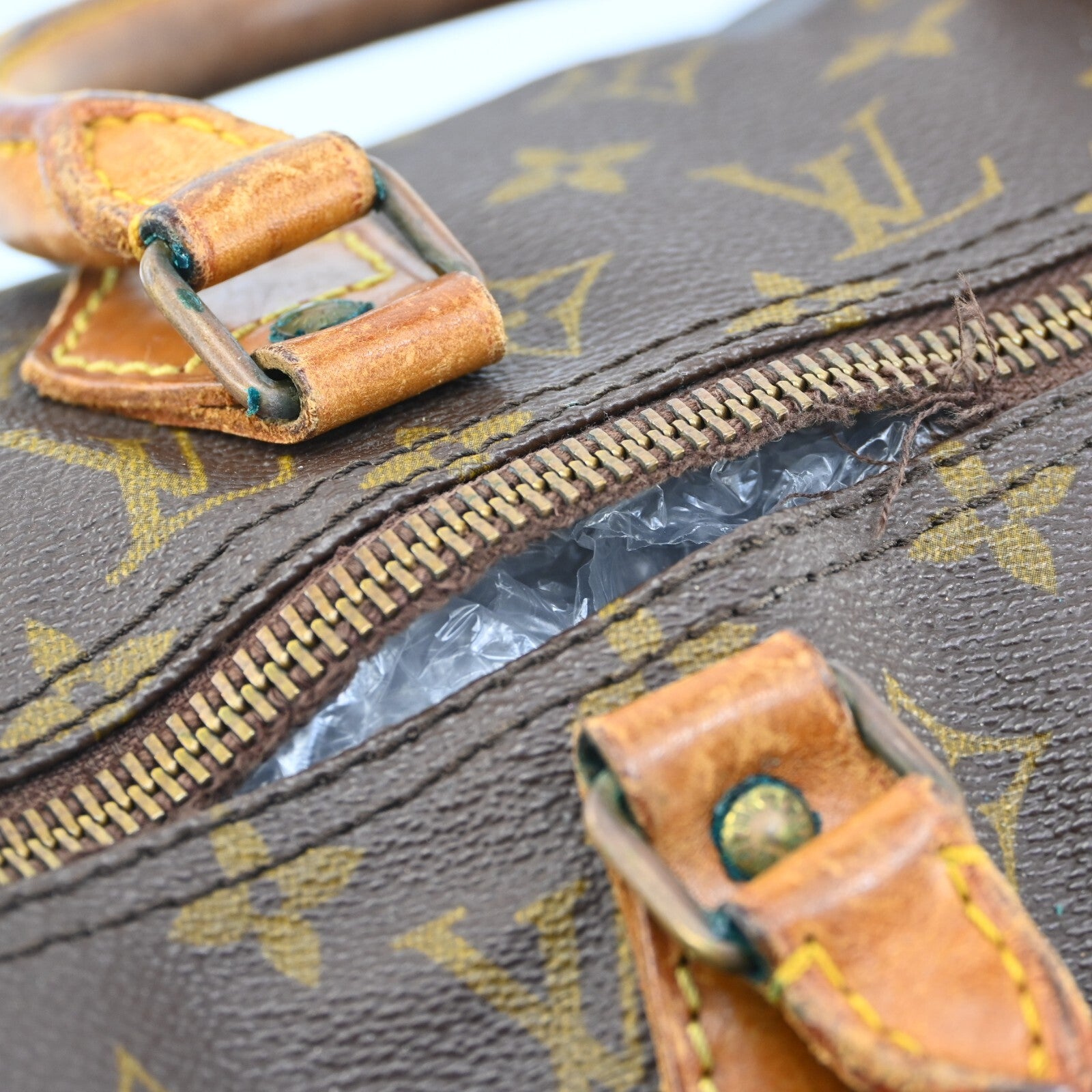 Louis Vuitton Speedy