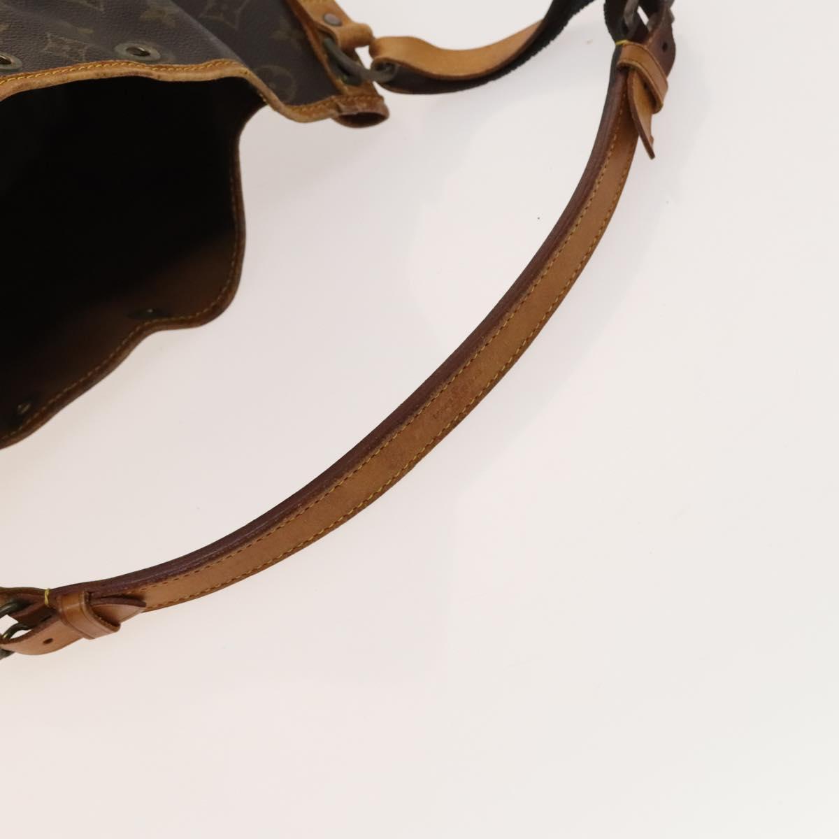Louis Vuitton Noe Shoulder Bag – Monogram Canvas