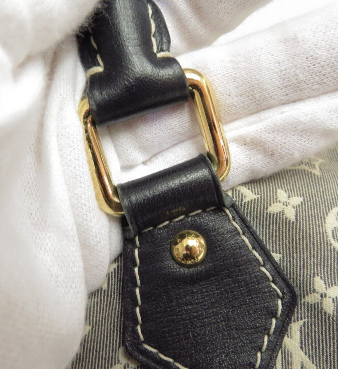Louis Vuitton Speedy
