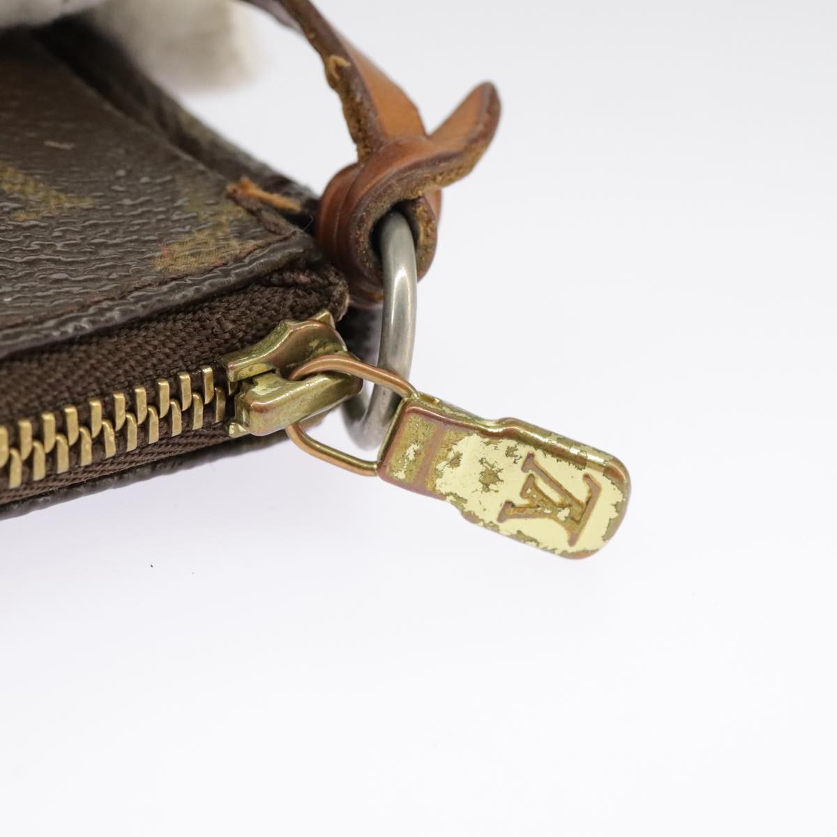 Louis Vuitton Pochette veske i Monogram Canvas mønster