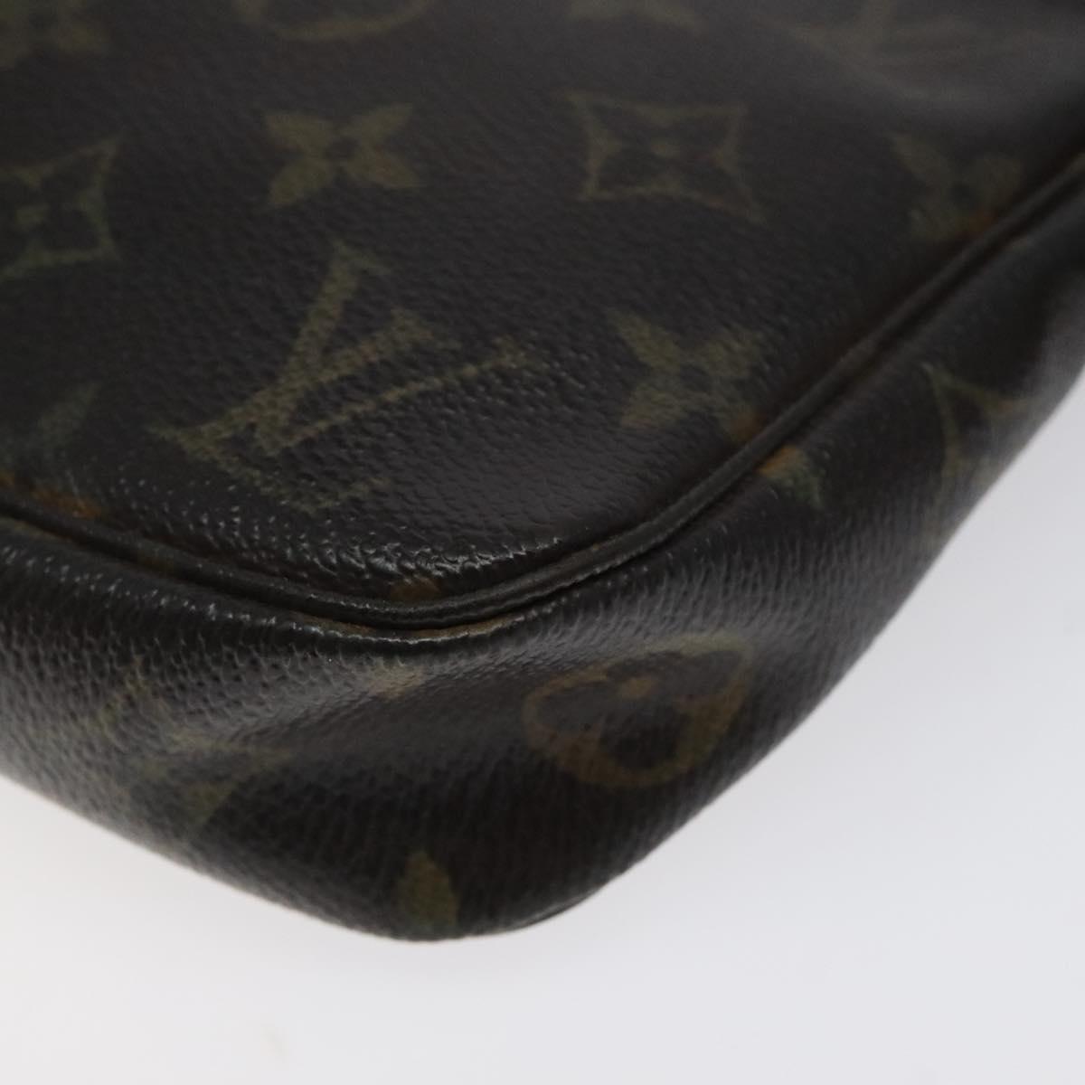 Louis Vuitton Pochette veske i Monogram Canvas mønster