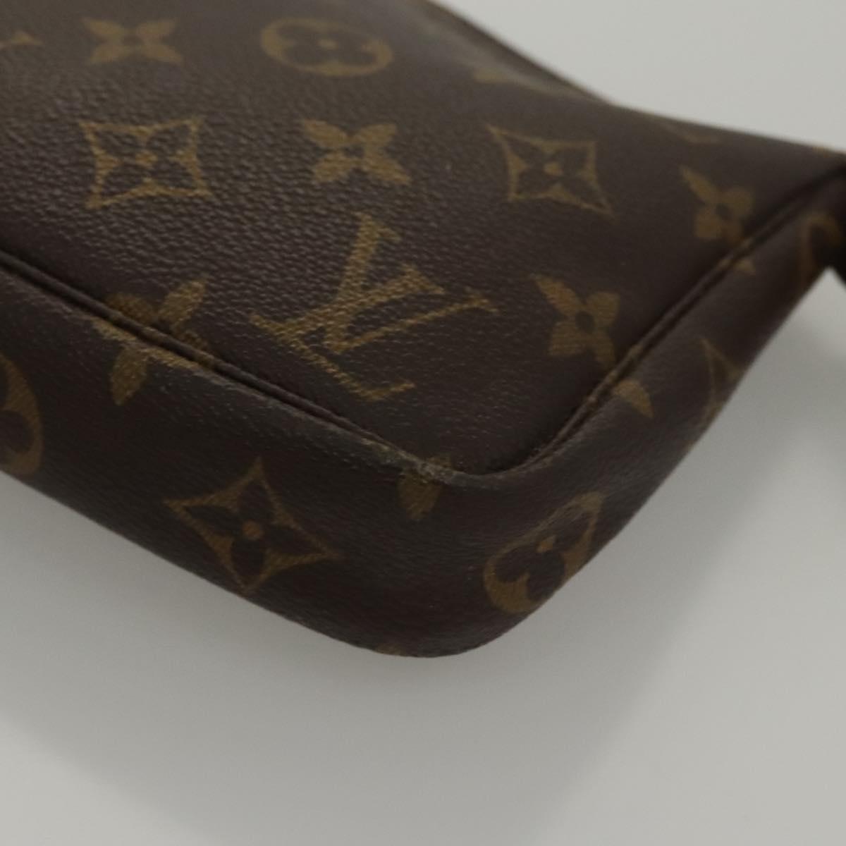 Louis Vuitton Pochette veske i Monogram Canvas mønster
