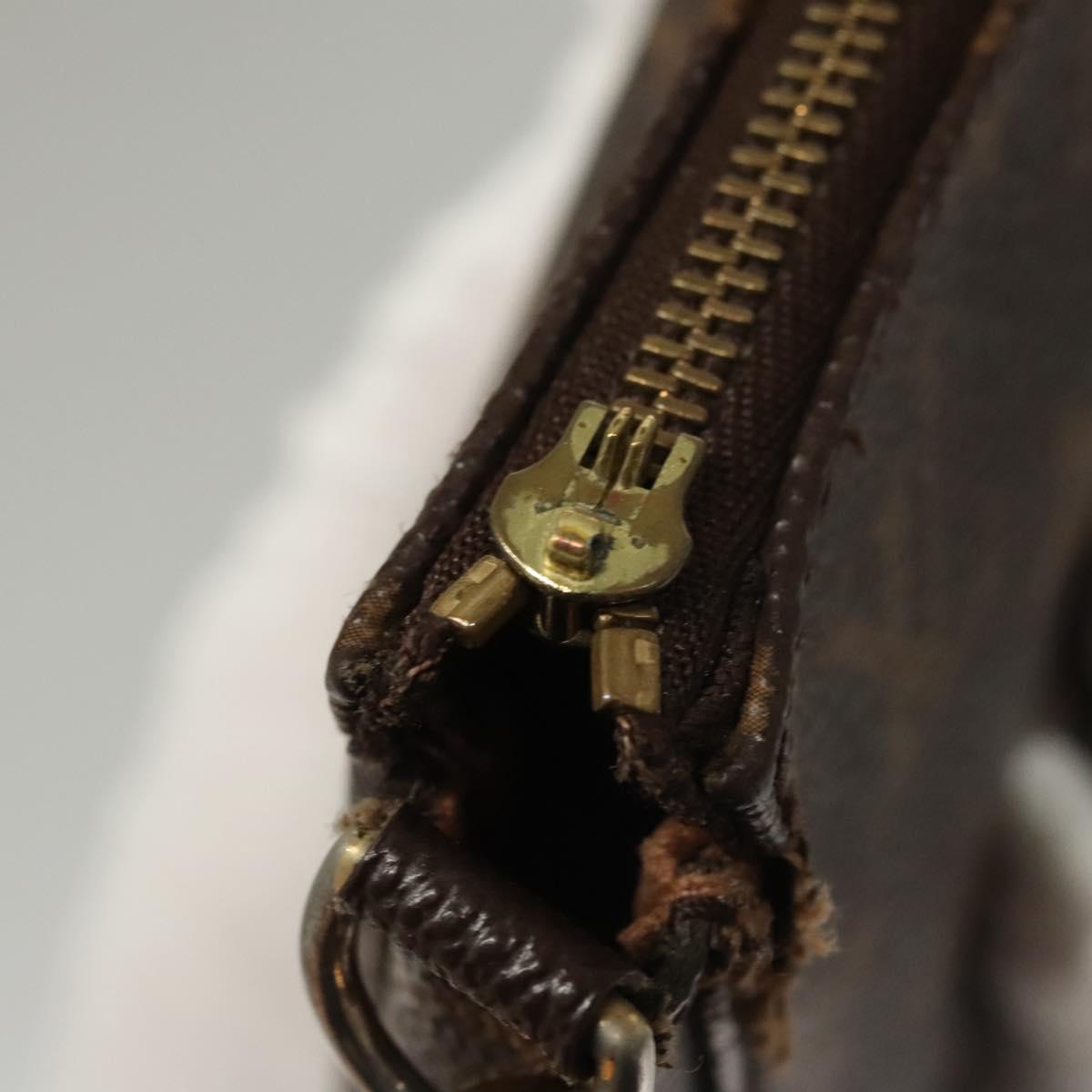 Louis Vuitton Pochette veske i Monogram Canvas mønster