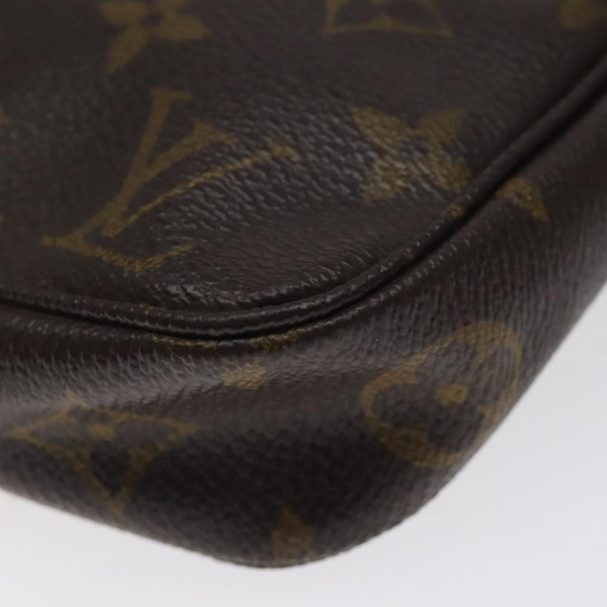 Louis Vuitton Pochette veske i Monogram Canvas mønster
