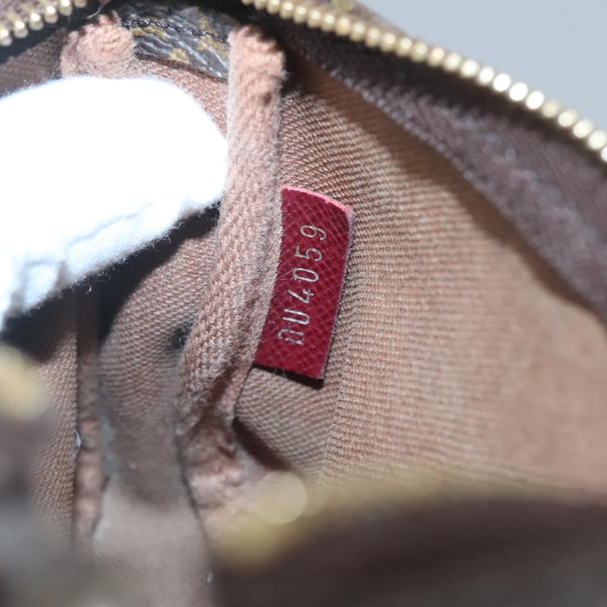 Louis Vuitton Mini Pochette Accessoires – Monogram Canvas