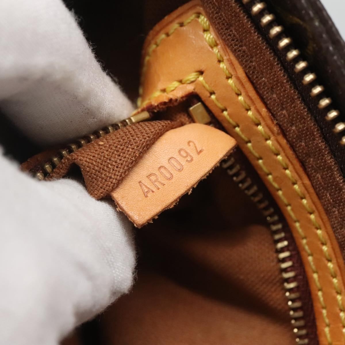 Louis Vuitton Trotteur Shoulder Bag – Monogram Canvas