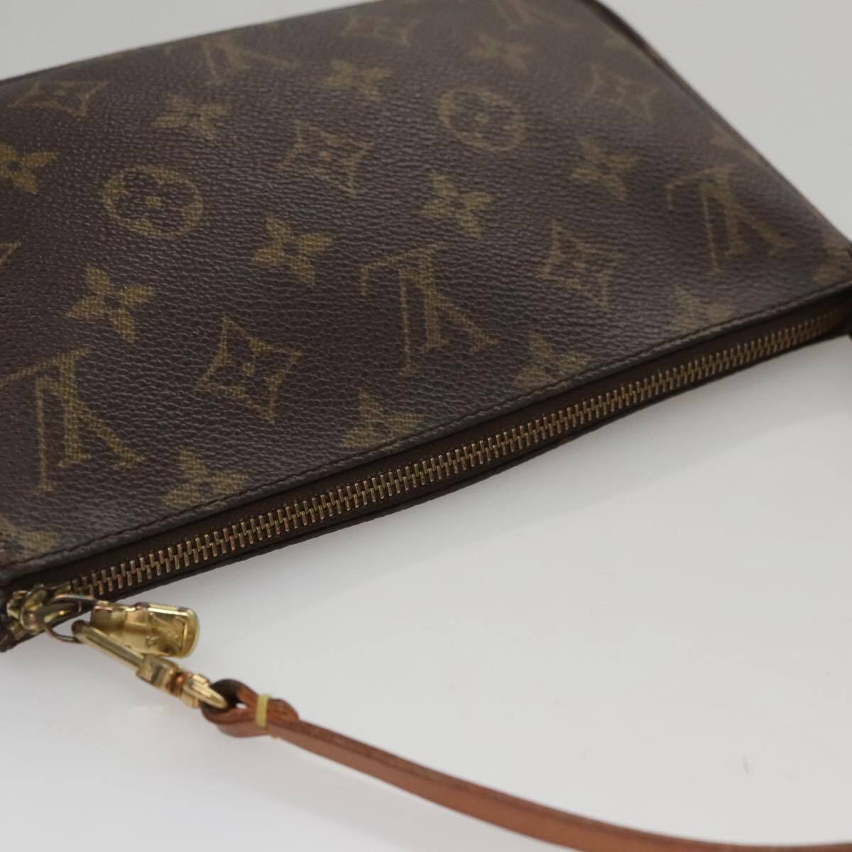 Louis Vuitton Pochette veske i Monogram Canvas mønster