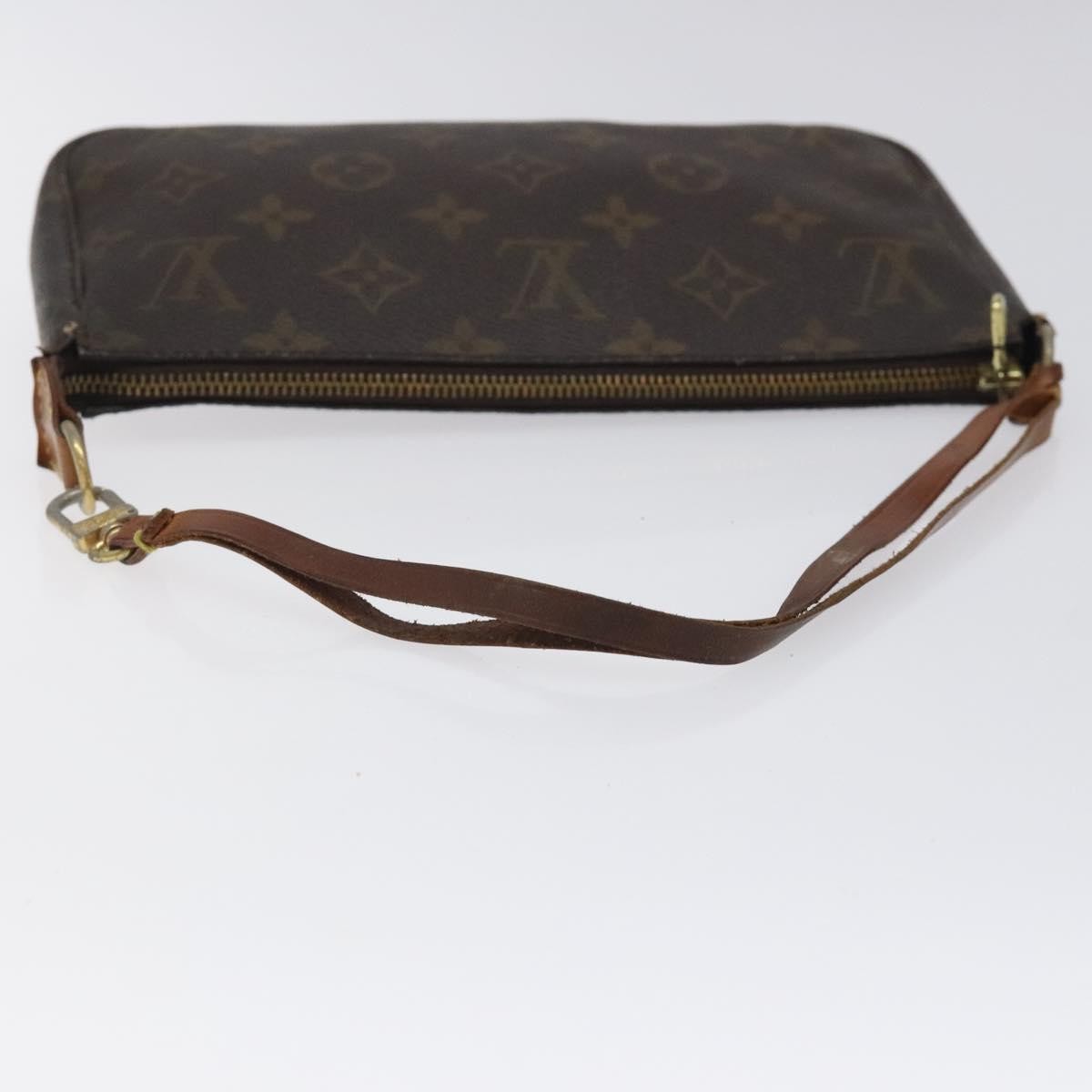 Louis Vuitton Pochette veske i Monogram Canvas mønster