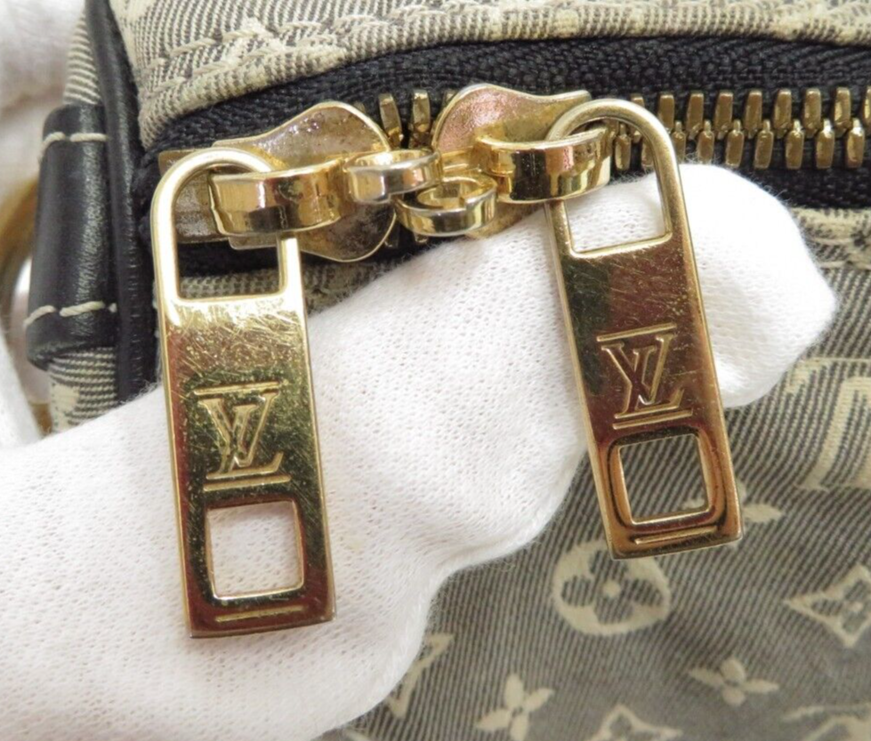 Louis Vuitton Speedy