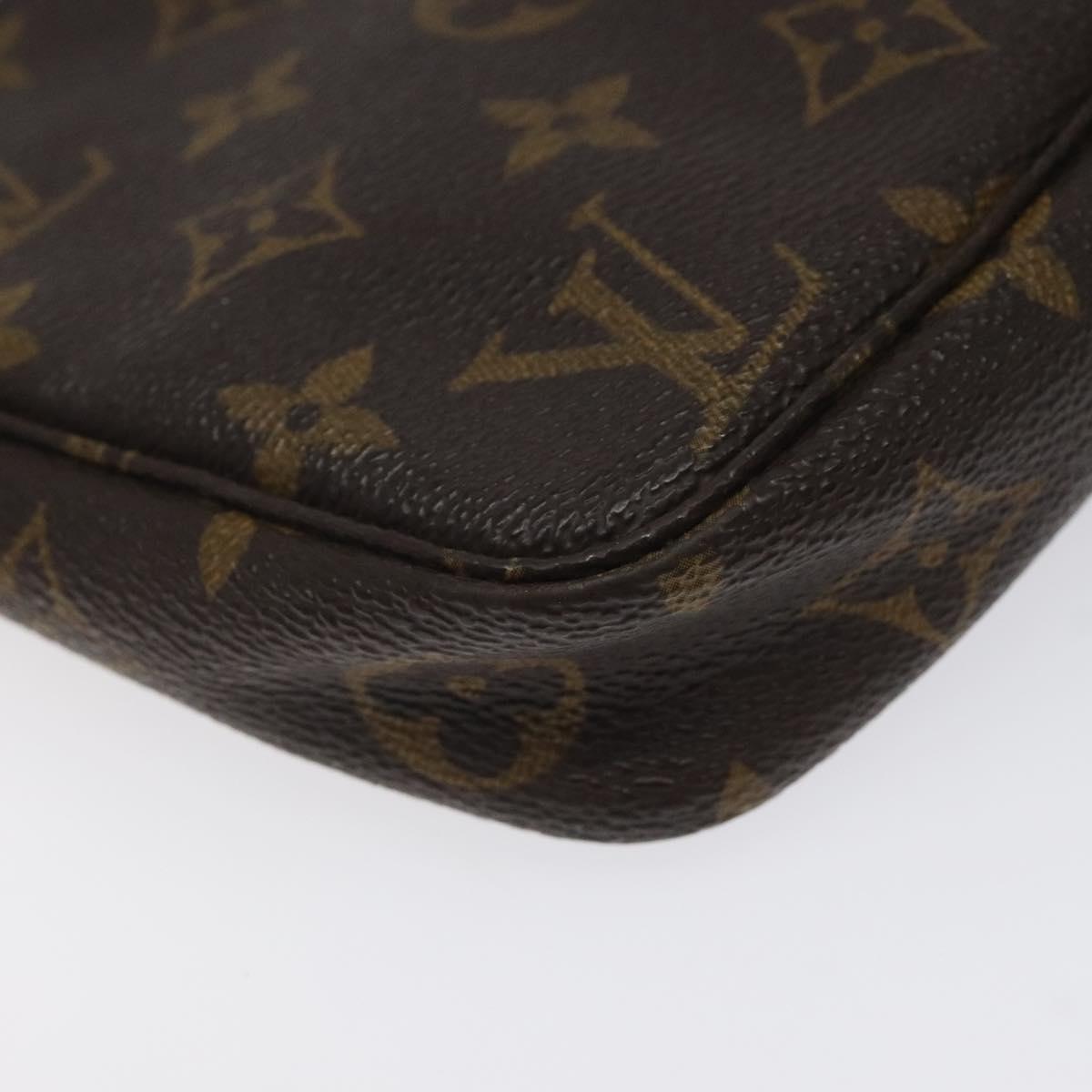 Louis Vuitton Pochette veske i Monogram Canvas mønster