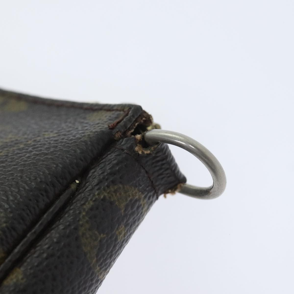 Louis Vuitton Pochette veske i Monogram Canvas mønster