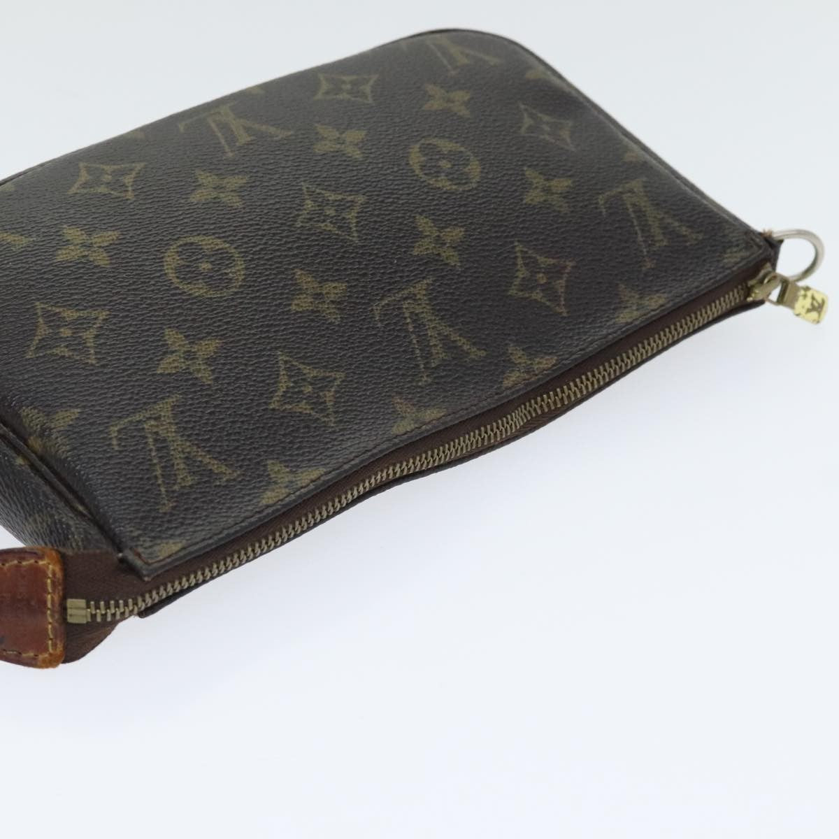 Louis Vuitton Pochette veske i Monogram Canvas mønster