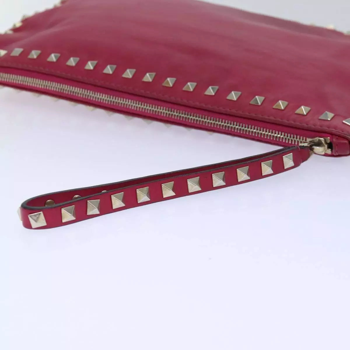 VINTAGE VALENTINO ROCKSTUND CLUTCH
