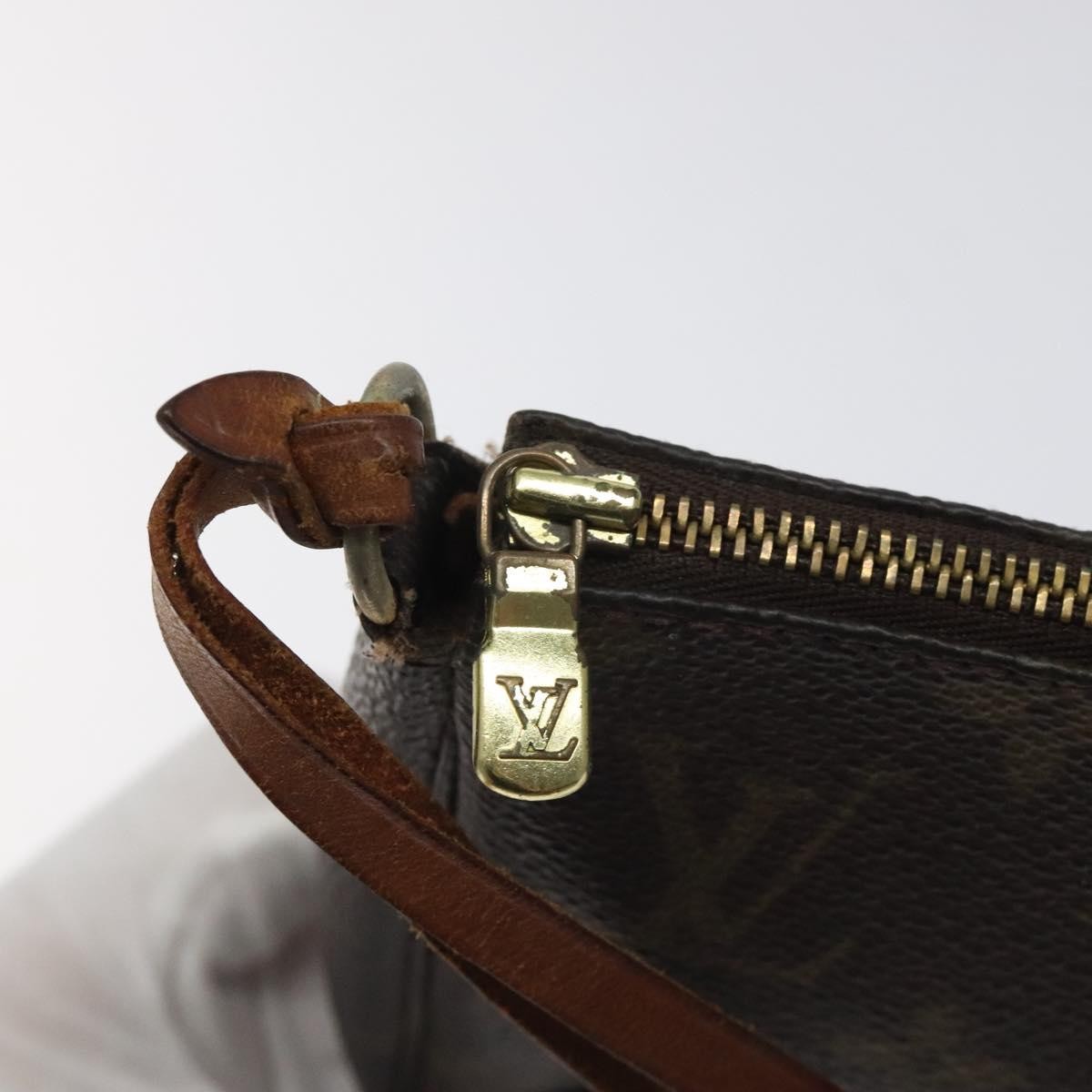 Louis Vuitton Pochette veske i Monogram Canvas mønster