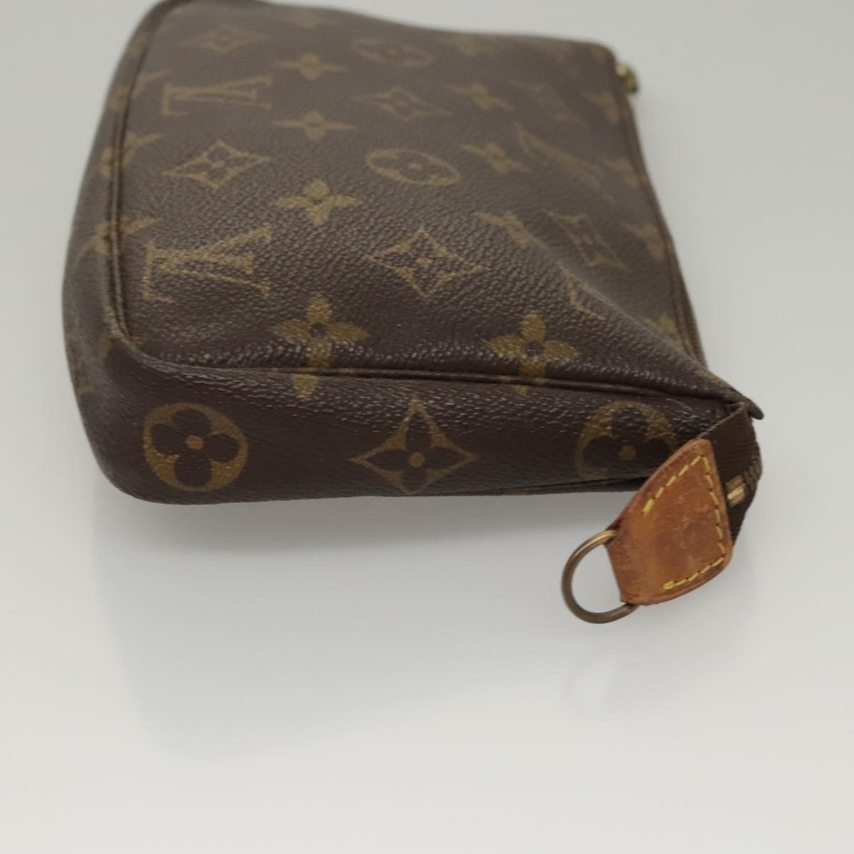 Louis Vuitton Pochette veske i Monogram Canvas mønster