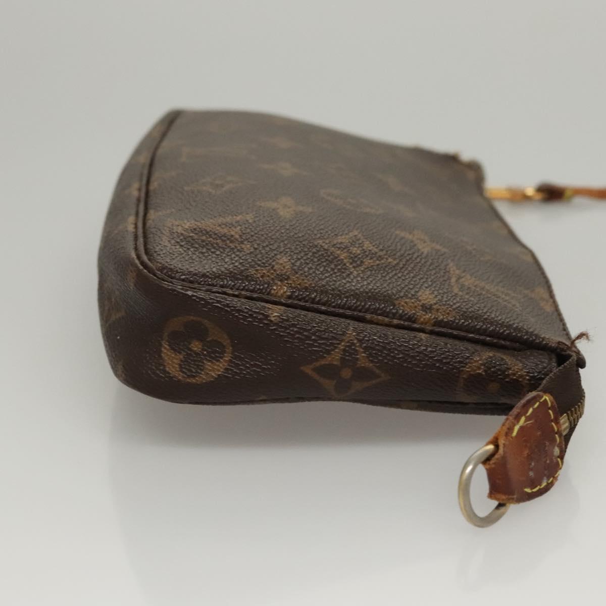 Louis Vuitton Pochette veske i Monogram Canvas mønster