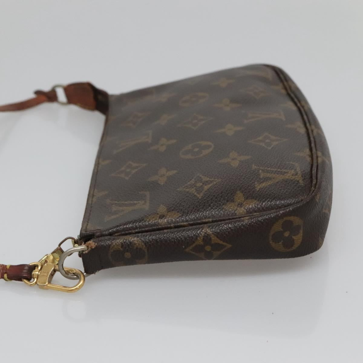 Louis Vuitton Pochette Accessoires – Monogram Canvas