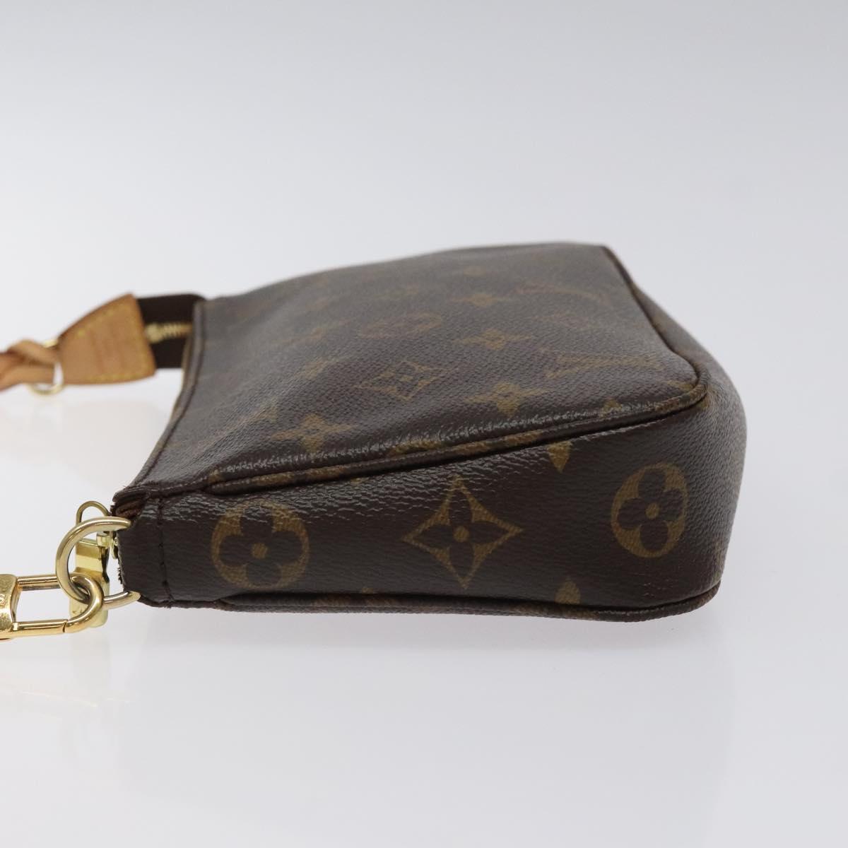Louis Vuitton Pochette veske i Monogram Canvas mønster