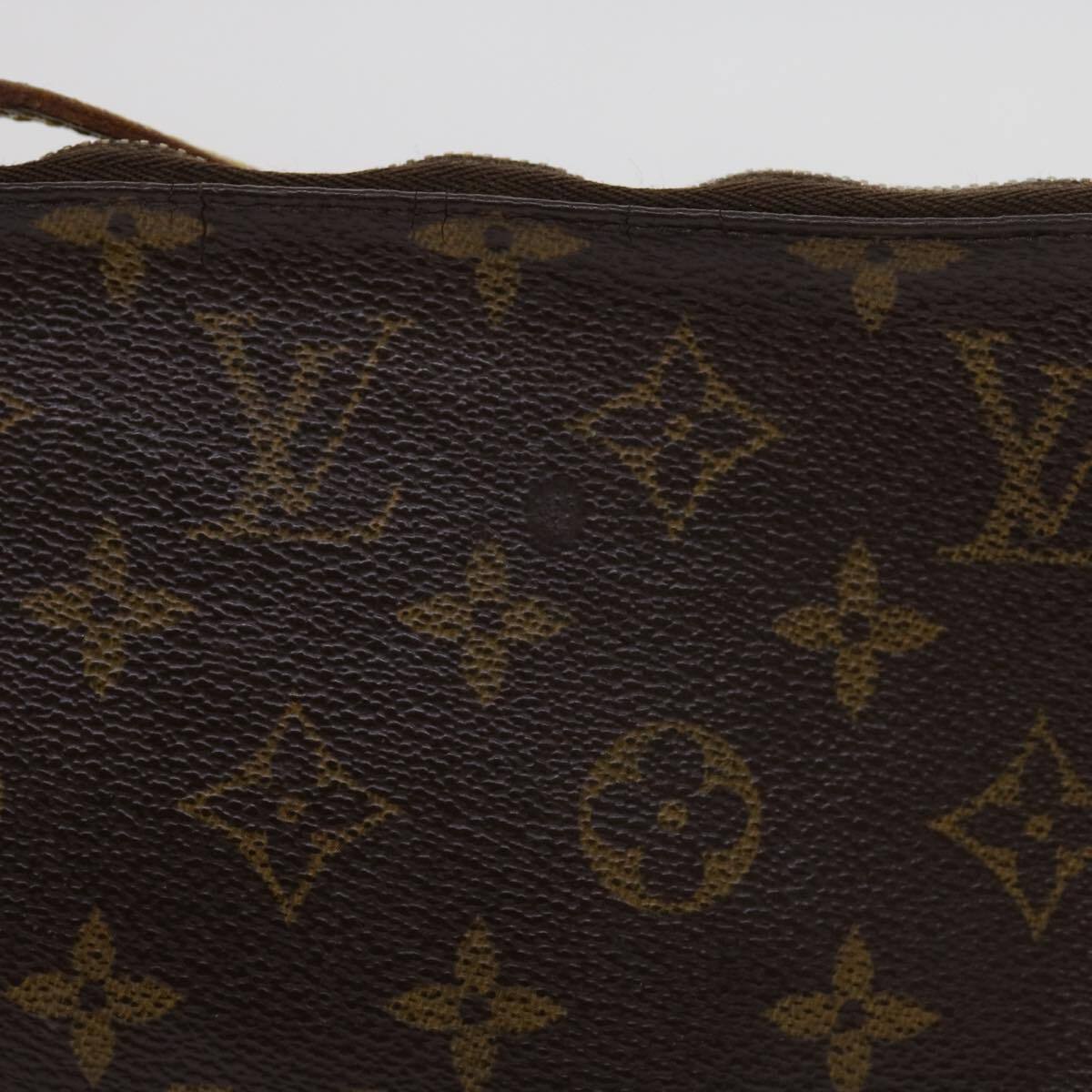 Louis Vuitton Pochette veske i Monogram Canvas mønster