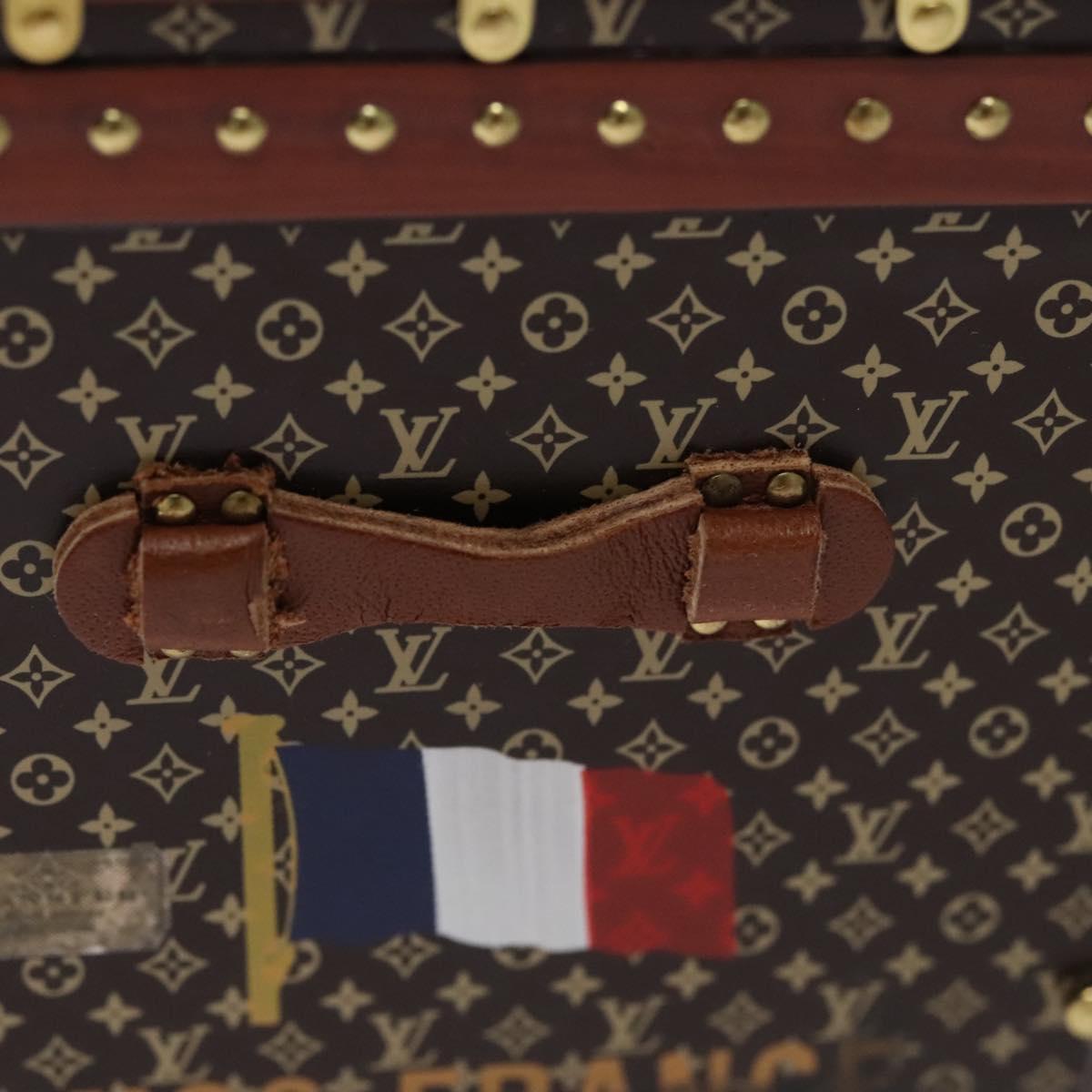 Louis Vuitton Miss France Paper Weight – Brun
