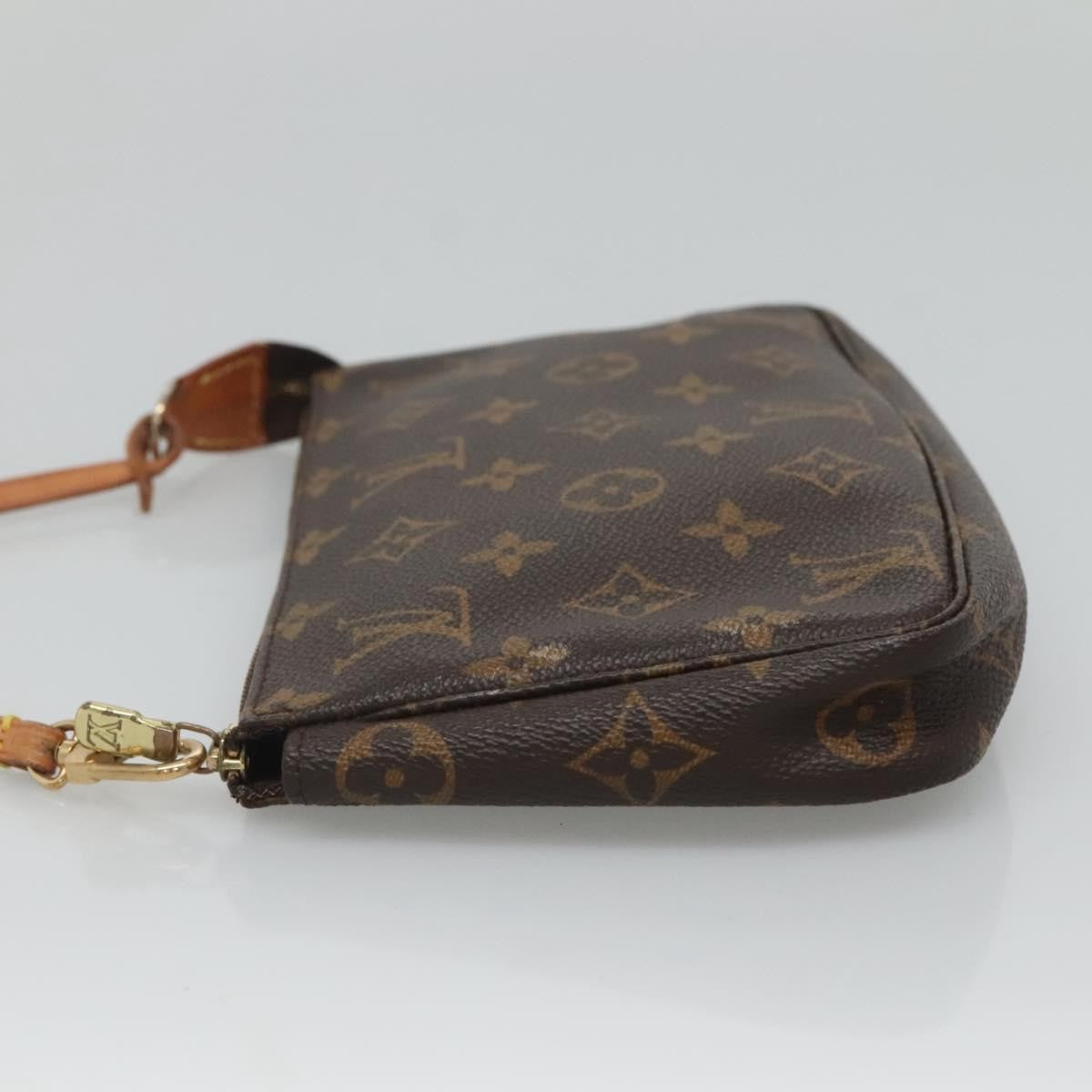Louis Vuitton Pochette veske i Monogram Canvas mønster