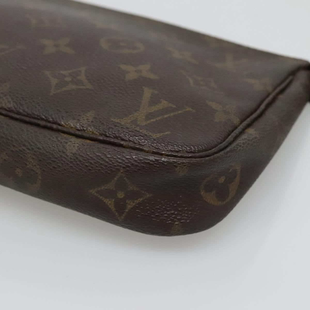 Louis Vuitton Pochette veske i Monogram Canvas mønster