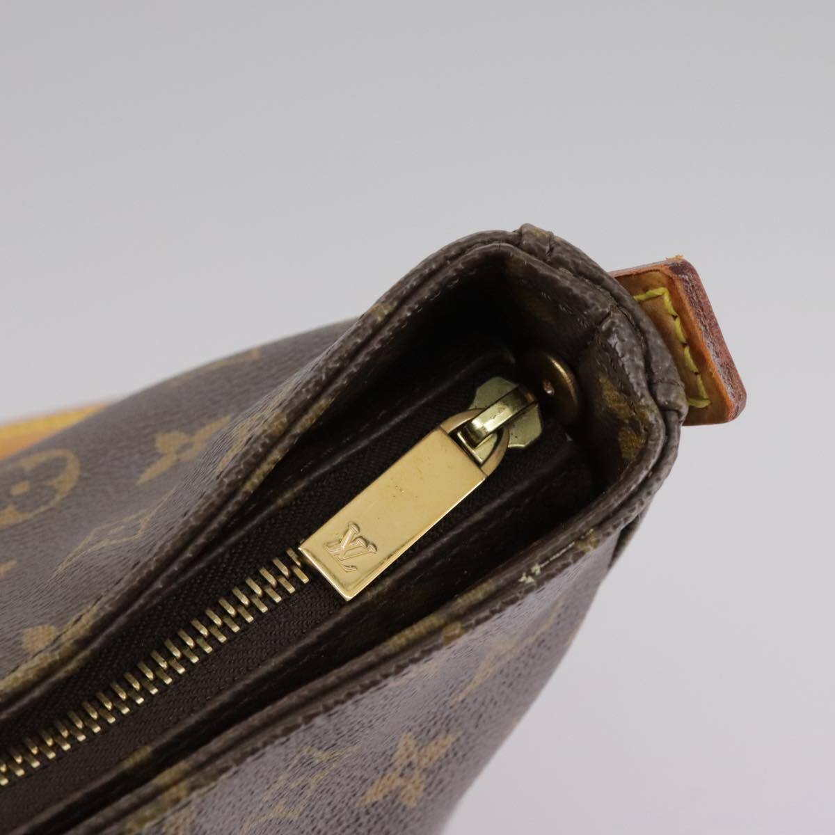 Louis Vuitton Looping GM Shoulder Bag – Monogram Canvas