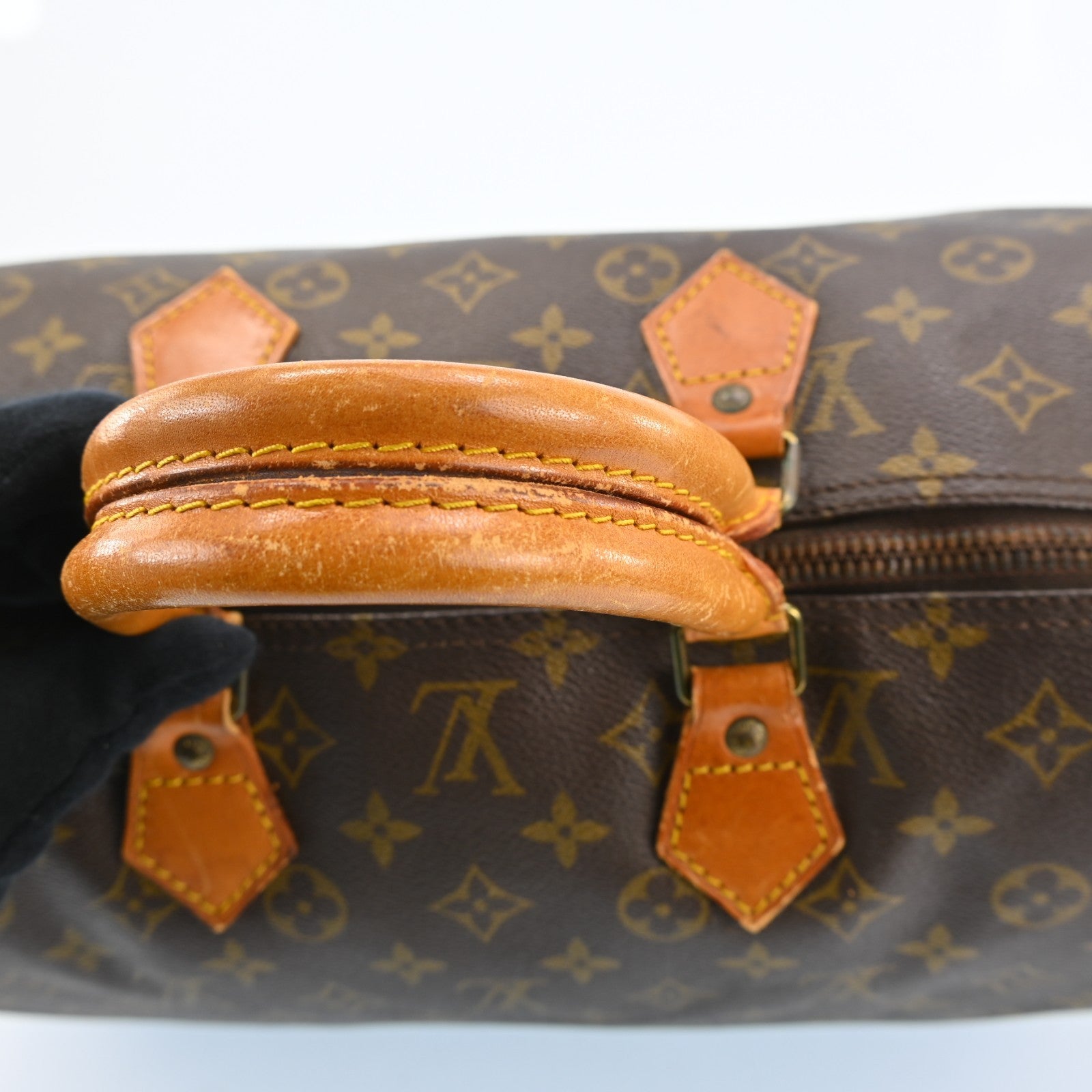 Louis Vuitton Speedy
