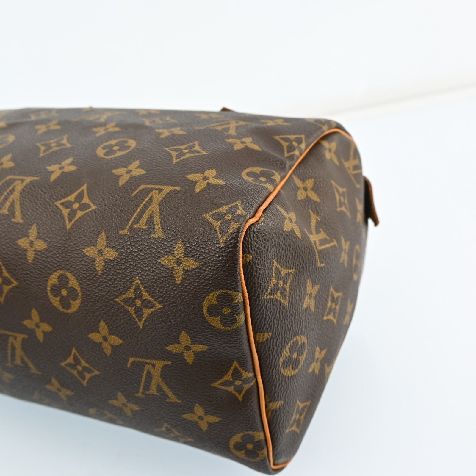 Louis Vuitton Speedy