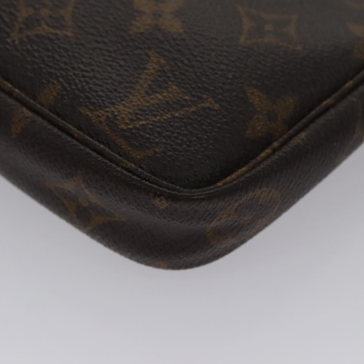 Louis Vuitton Pochette veske i Monogram Canvas mønster