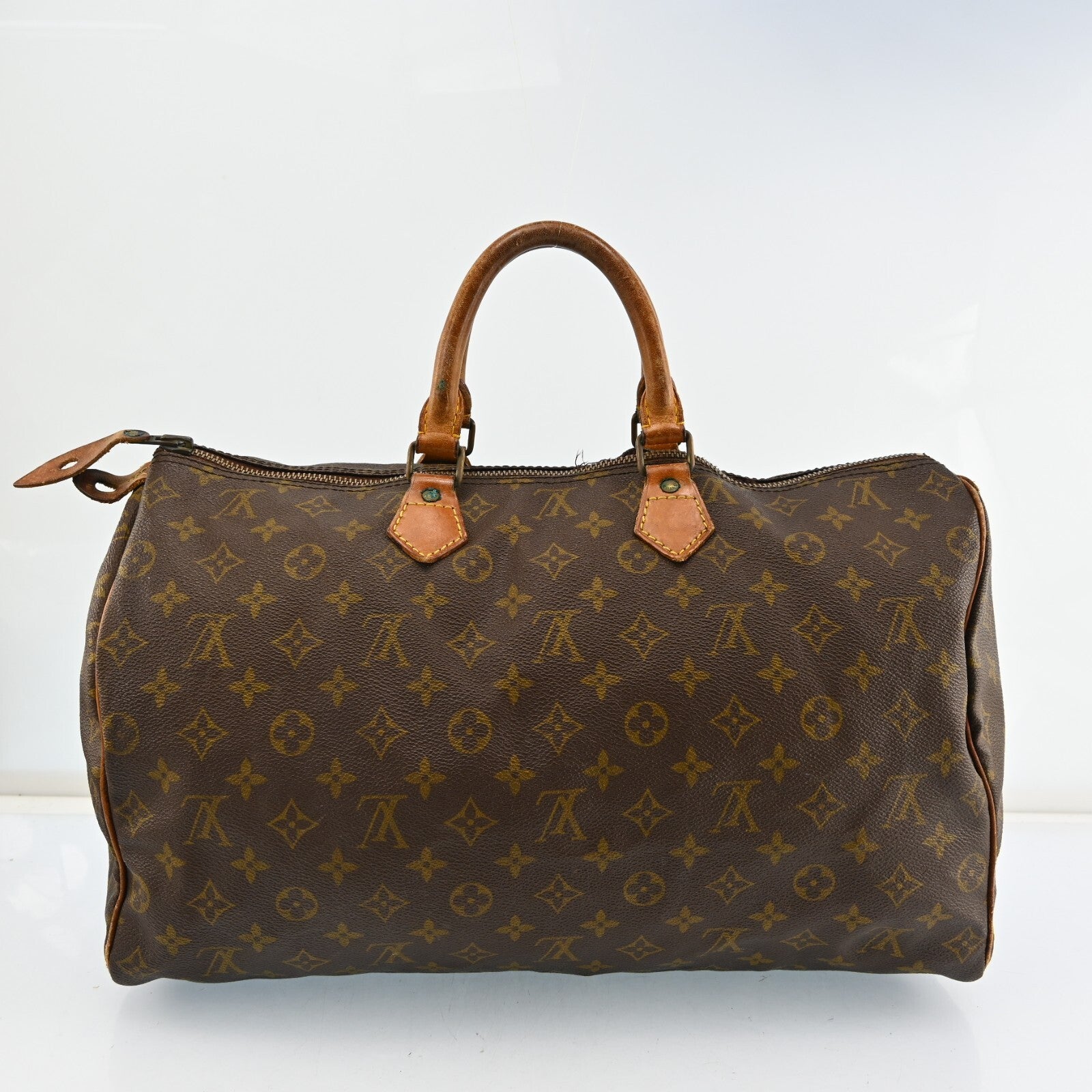 Louis Vuitton Speedy