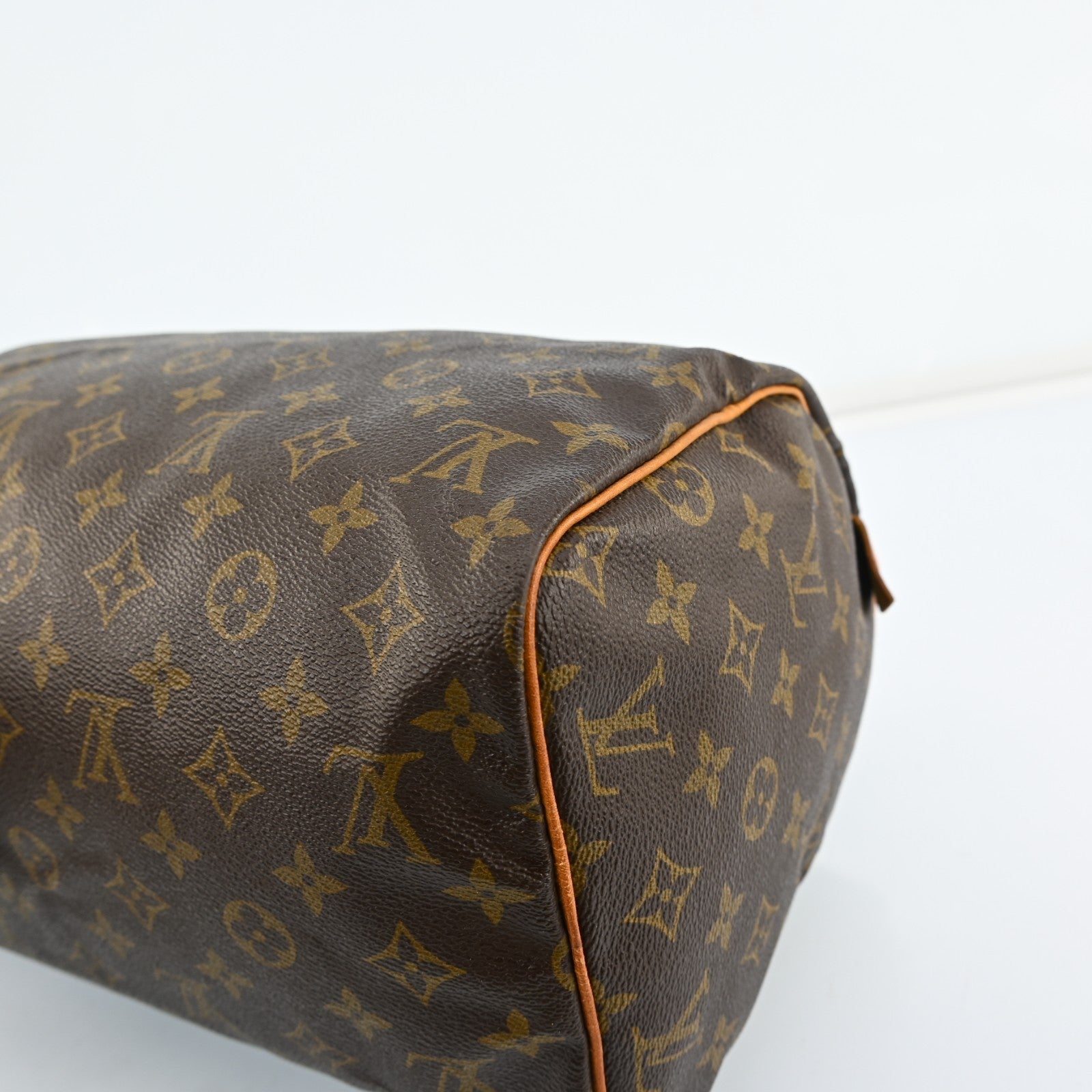 Louis Vuitton Speedy