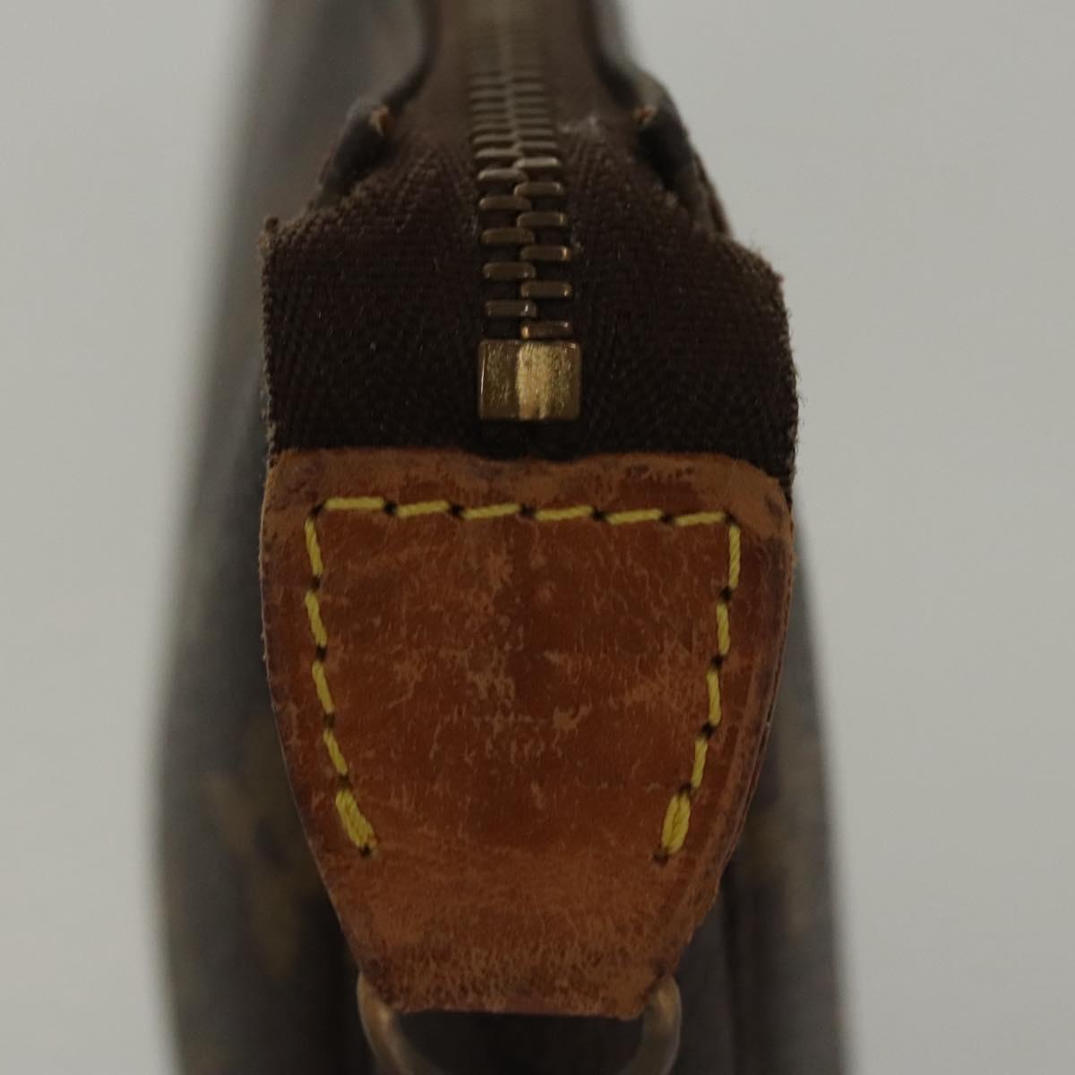 Louis Vuitton Pochette veske i Monogram Canvas mønster