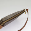 Louis Vuitton Pochette veske i Monogram Canvas mønster