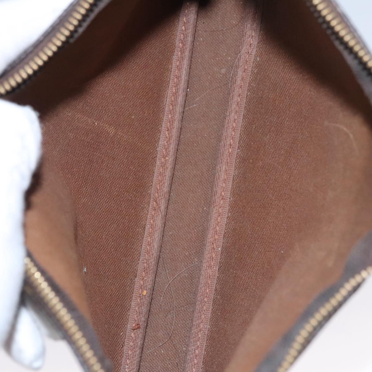 Louis Vuitton Pochette veske i Monogram Canvas mønster